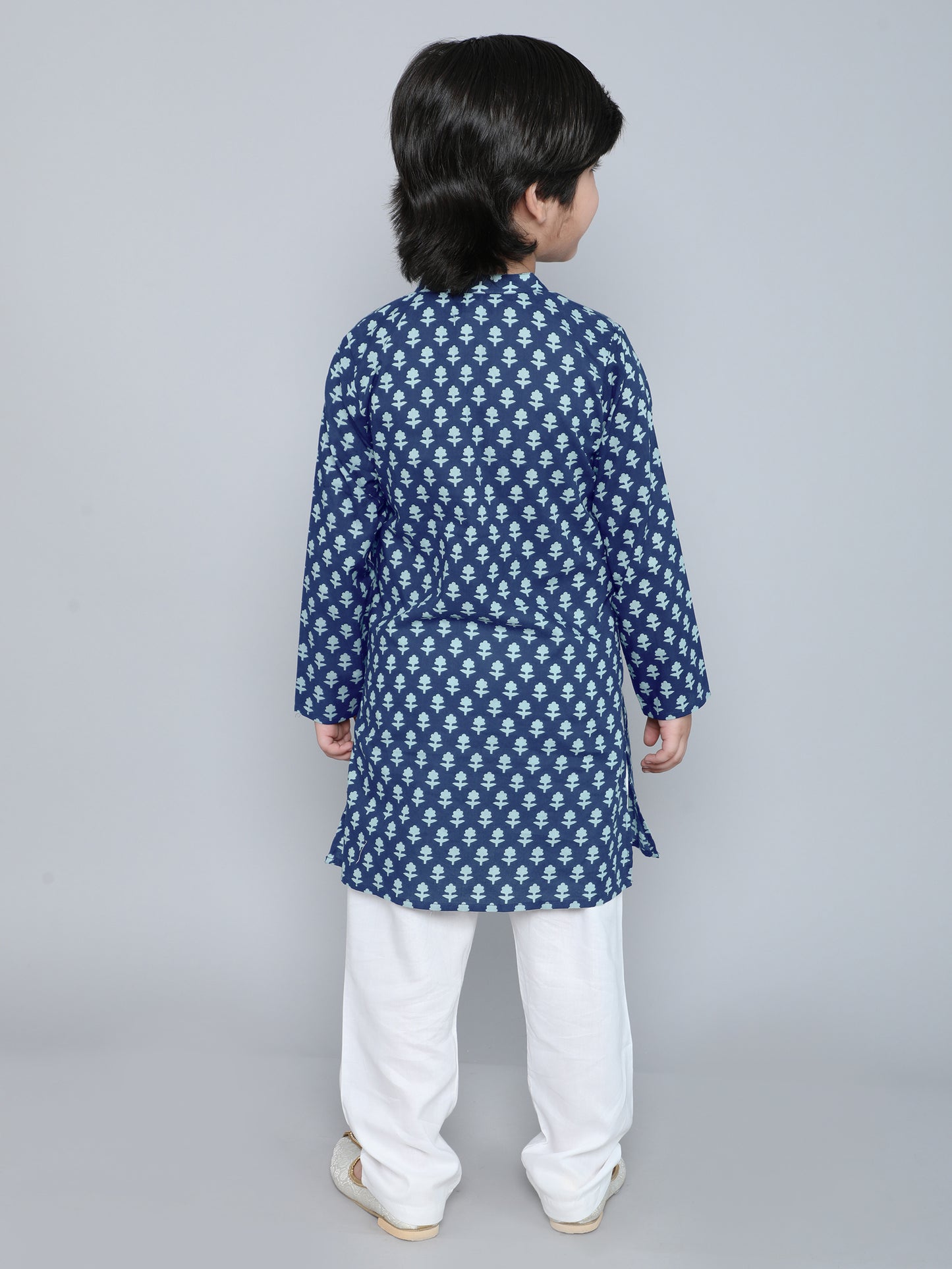 Full Sleeves Floral Printed Kurta With Pyjama-Navy Blue