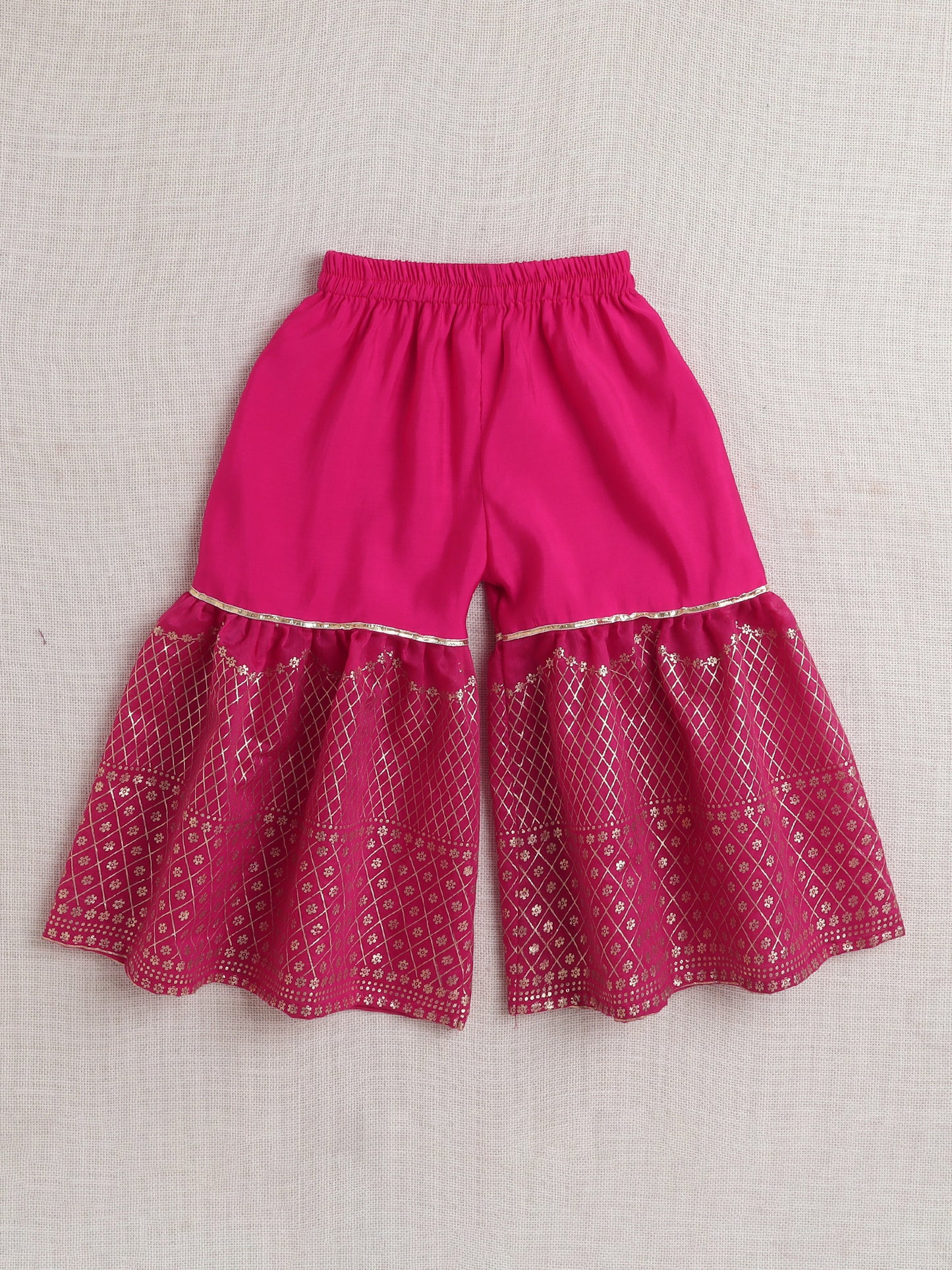 Sleeveless Embellished Kurta Set with Lace- Pink