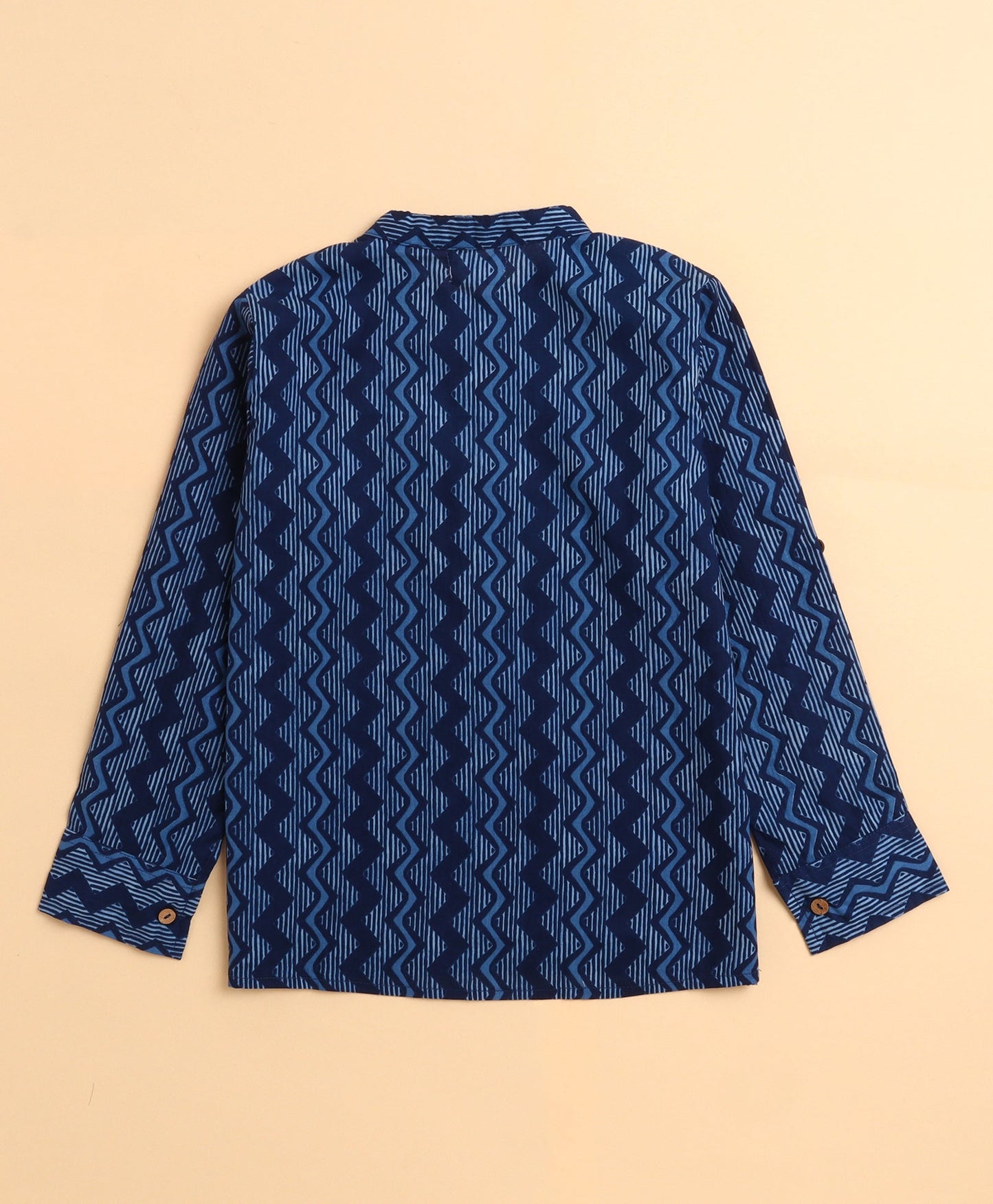 The Magic Wand Cotton Woven Zig Zag Printed Full Sleeves Short Kurta - Navy Blue
