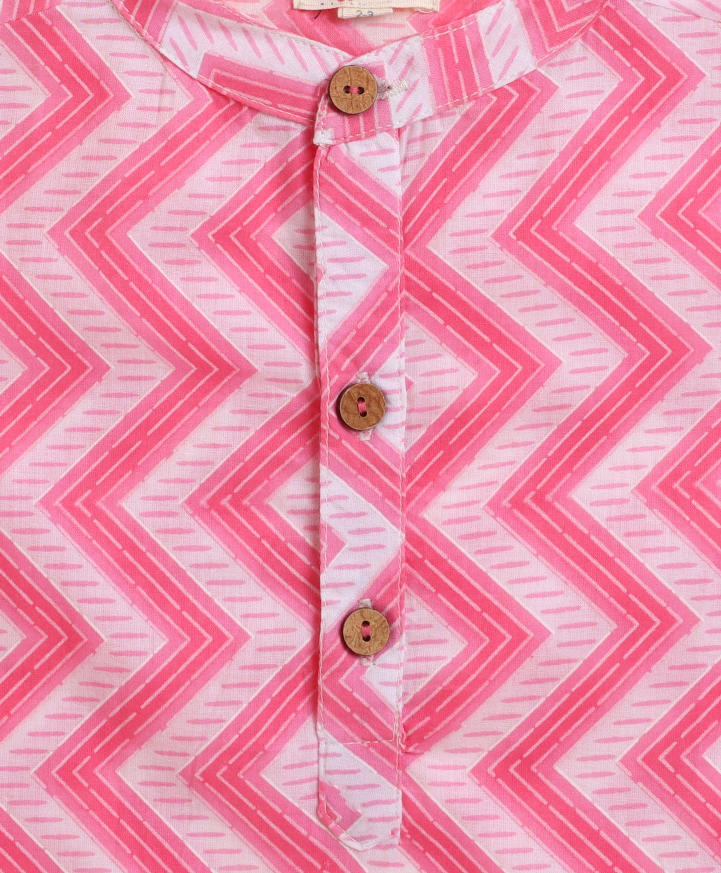 The Magic Wand Cambric Cotton woven Full Sleeves Zigzag Printed Kurta Pyjama Set - Pink