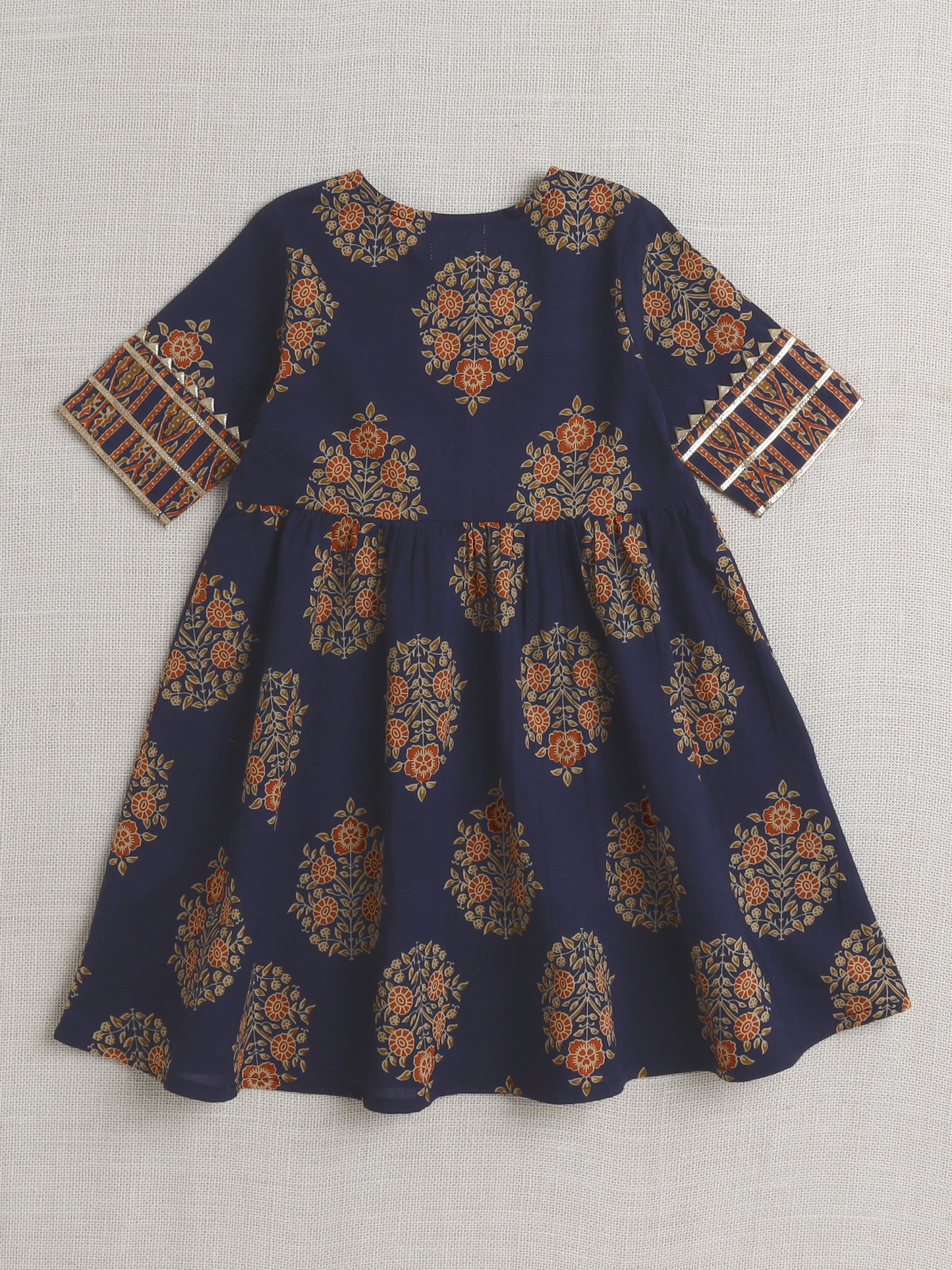 Short Sleeves Floral print Ethnic Dress- Black