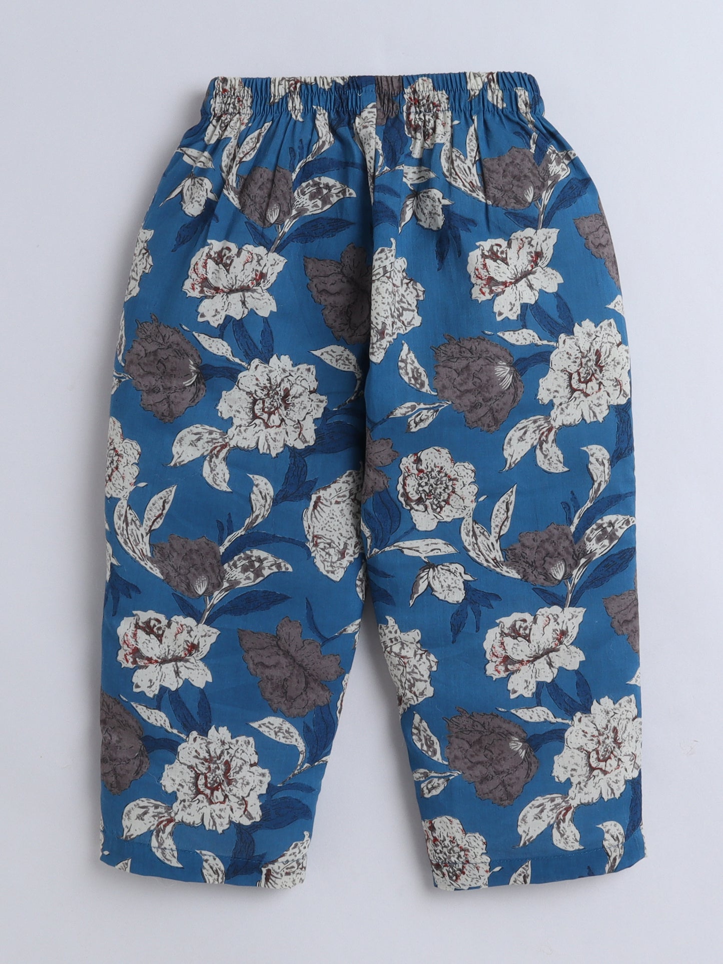 The Magic Wand Three Forth Sleeves Cotton Floral Printed Lounge Wear Night Suit Set Teal Blue