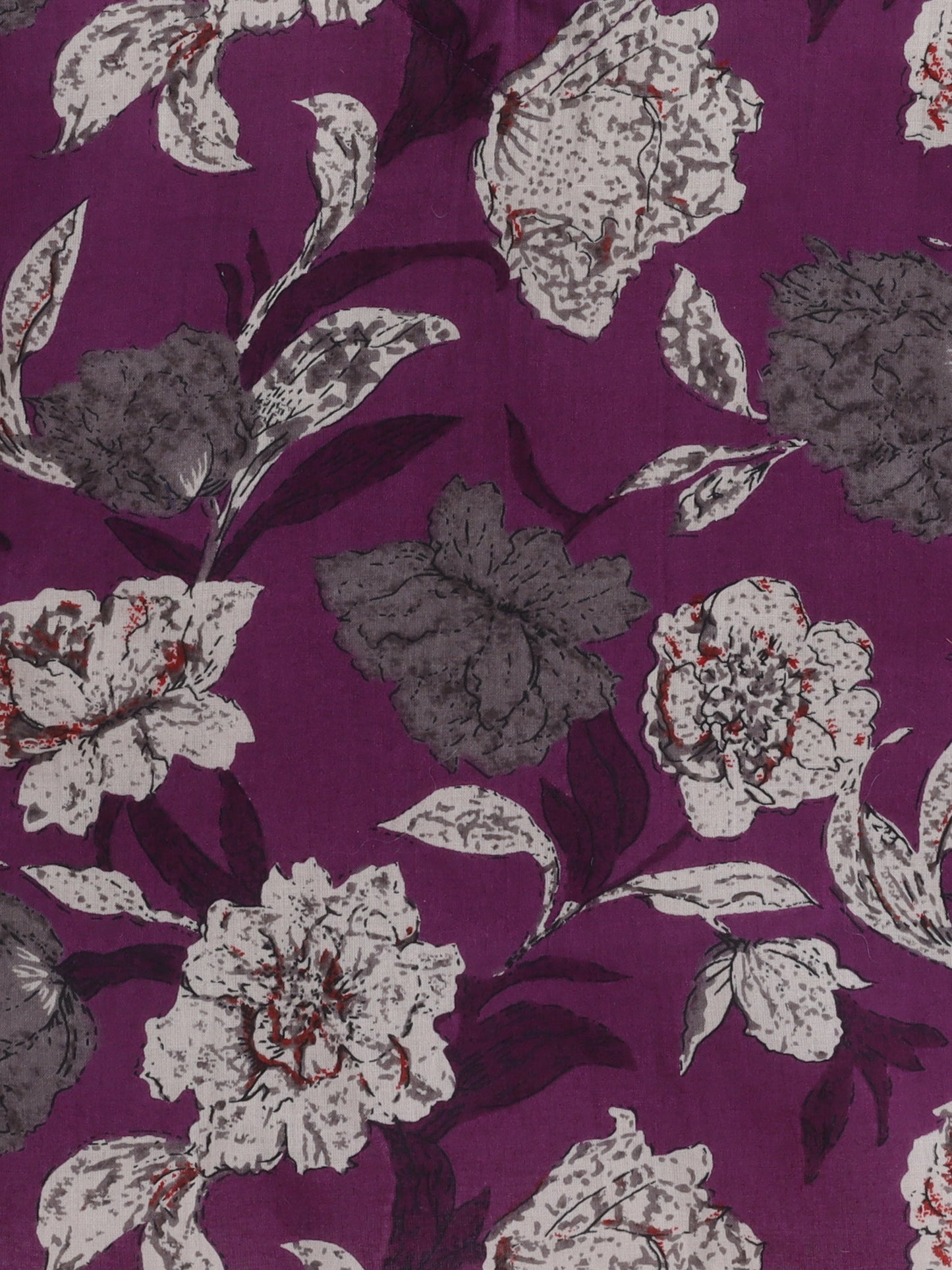 The Magic Wand Three Forth Sleeves Cotton Floral Printed Lounge Wear Night Suit Set Purple