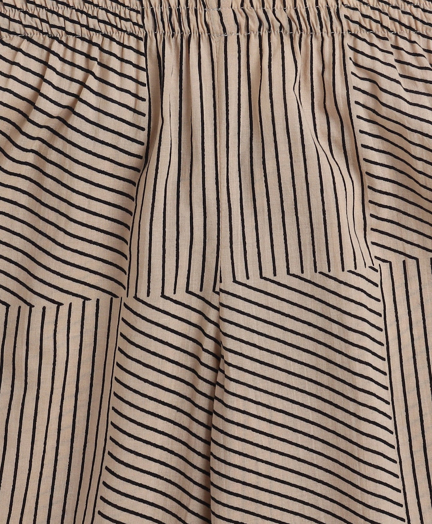 Cotton Woven Three Fourth Sleeves Zig Zag Printed Top and Bottom Set- Black