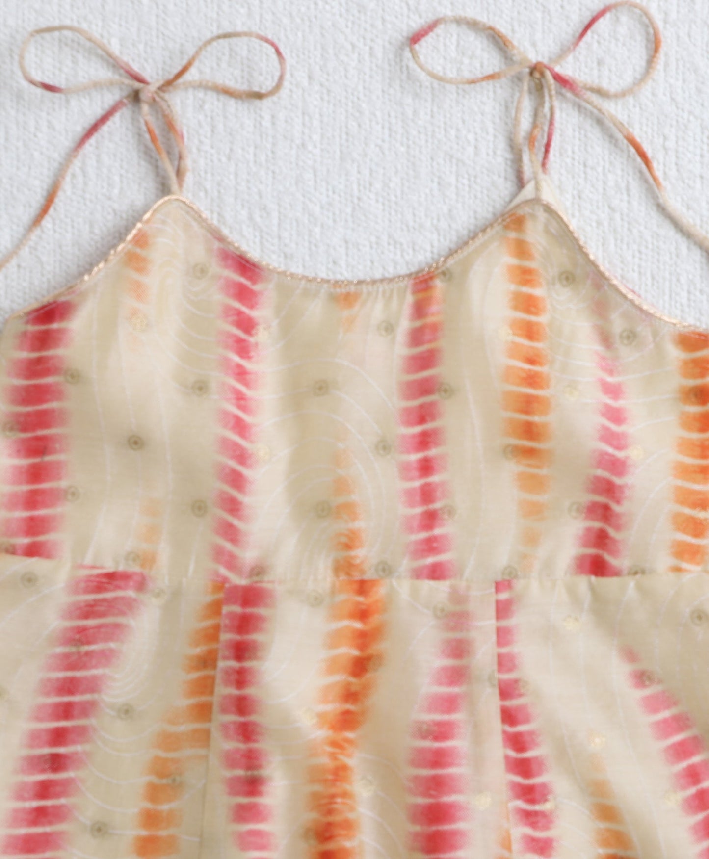 The Magic Wand Woven Shoulder Tie up Tie & dye Printed Kurti with Bottom Set- Pink