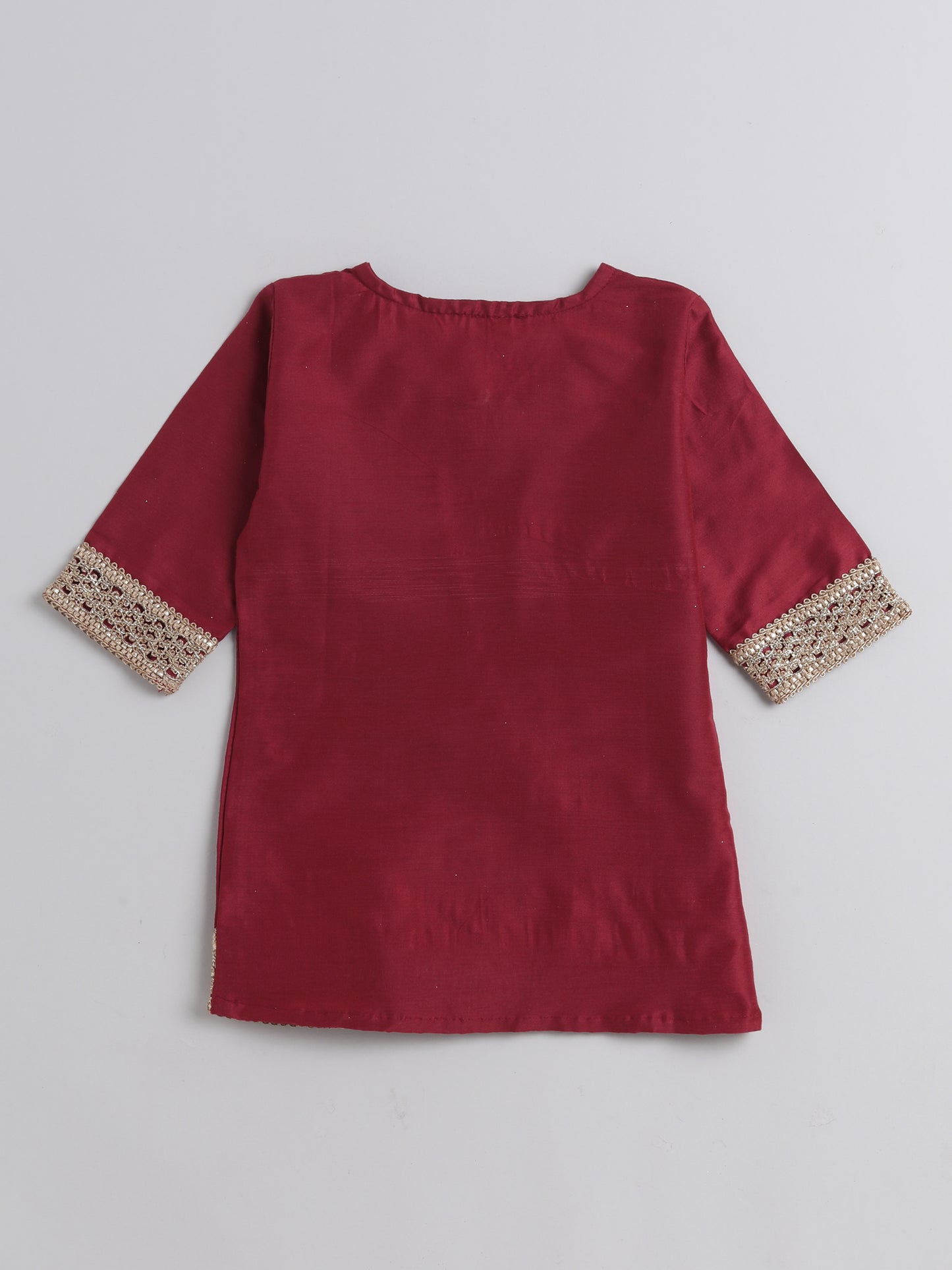 Lace Embelished Short Sleeve Tassled Kurta with Straight Pants For Girls-Maroon