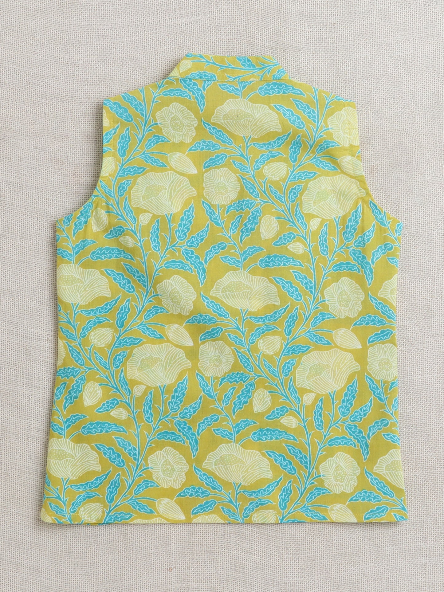 Full Sleeves Floral Printed Kurta Pyjama With Jacket Set - Green