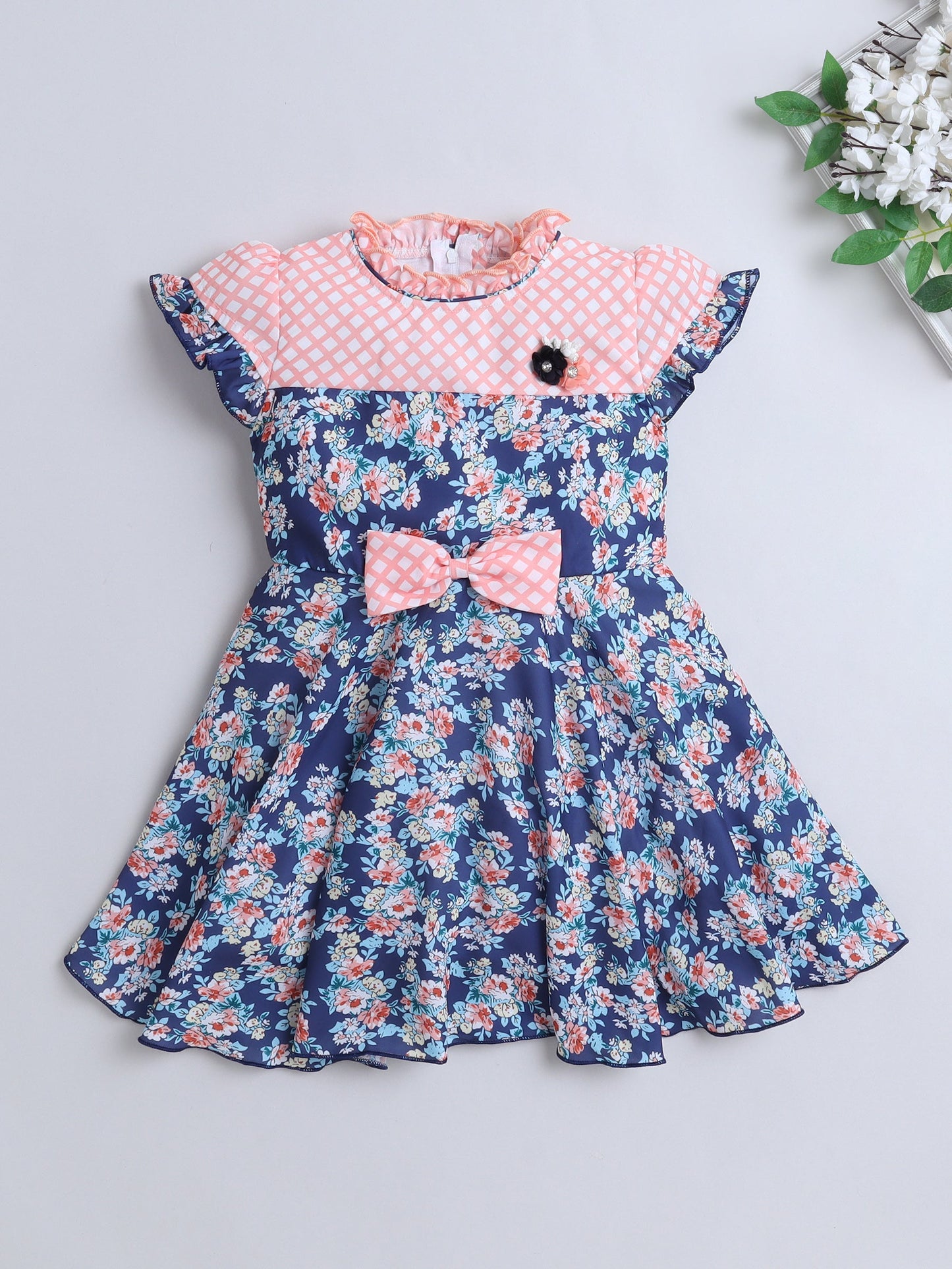 The Magic Wand Cap Sleeves Floral Printed Bow Applique Dress - Peach