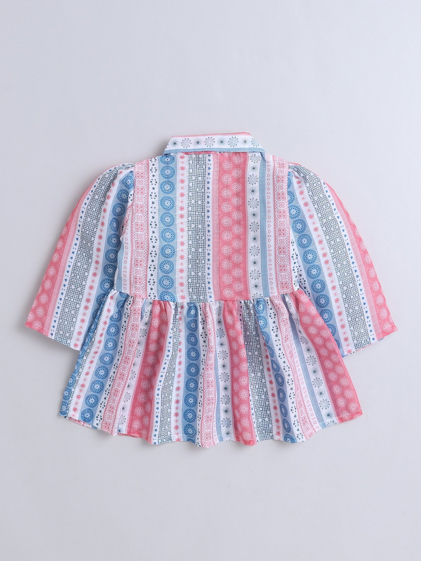 The Magic Wand Sleeveless Solid Dress With Printed 3/4th Sleeves Jacket - Teal