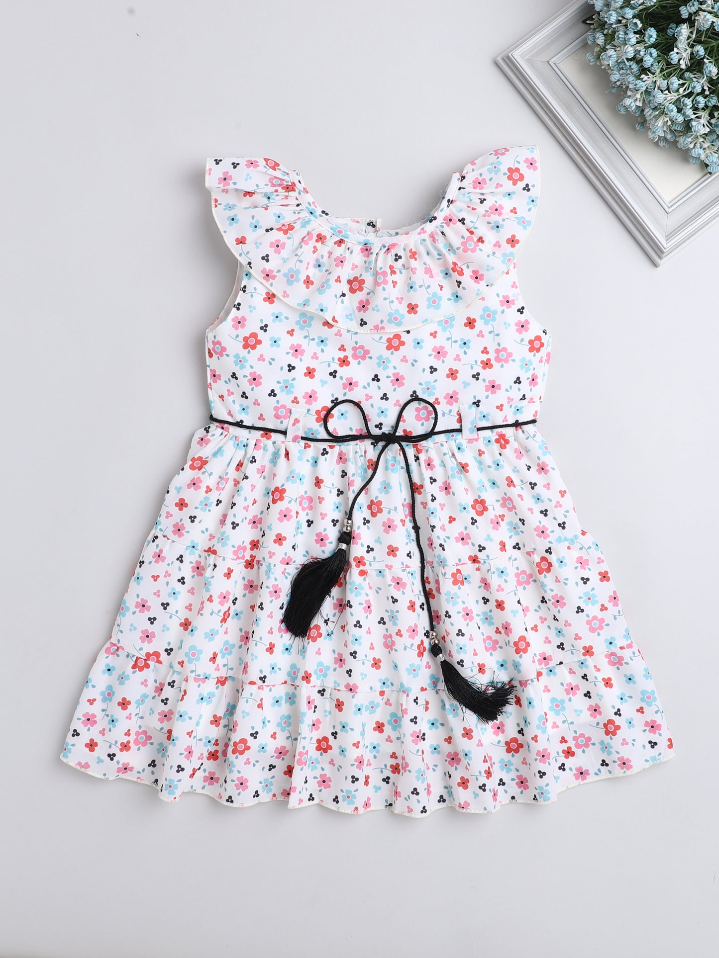 Ditsy Printed Cap Sleeves Dress For Girls-Pink