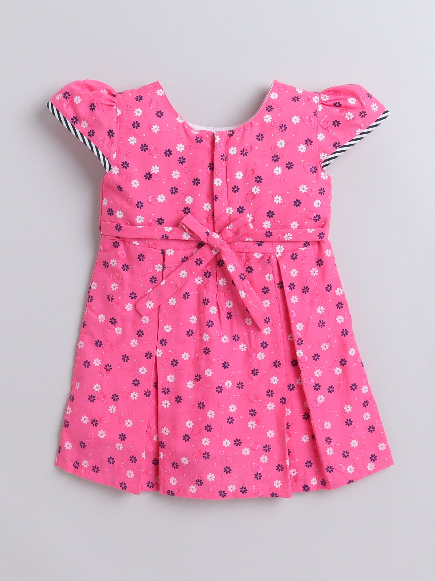 Floral Printed Cap Sleeve Bow Embelished Dress For Girls - Pink