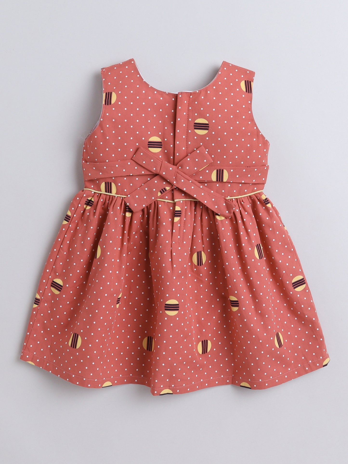 Polka Dots Printed Sleeveless Bow Dress For Girls- Maroon