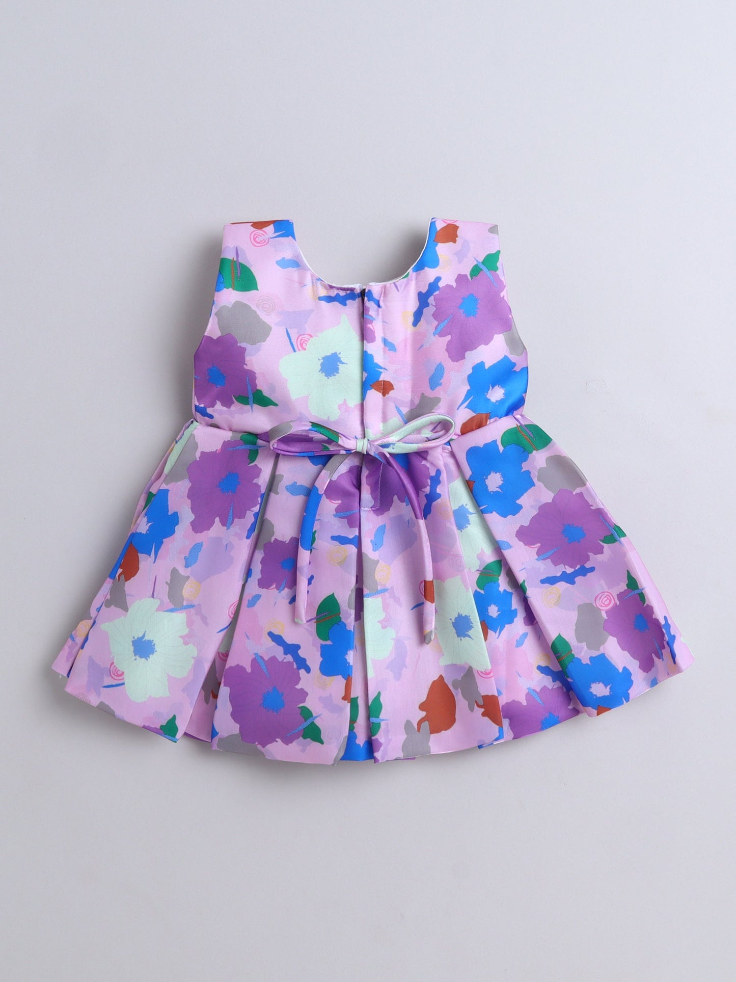 The Magic Wand Sleeveless Bow Applique Floral Printed Dress - Purple