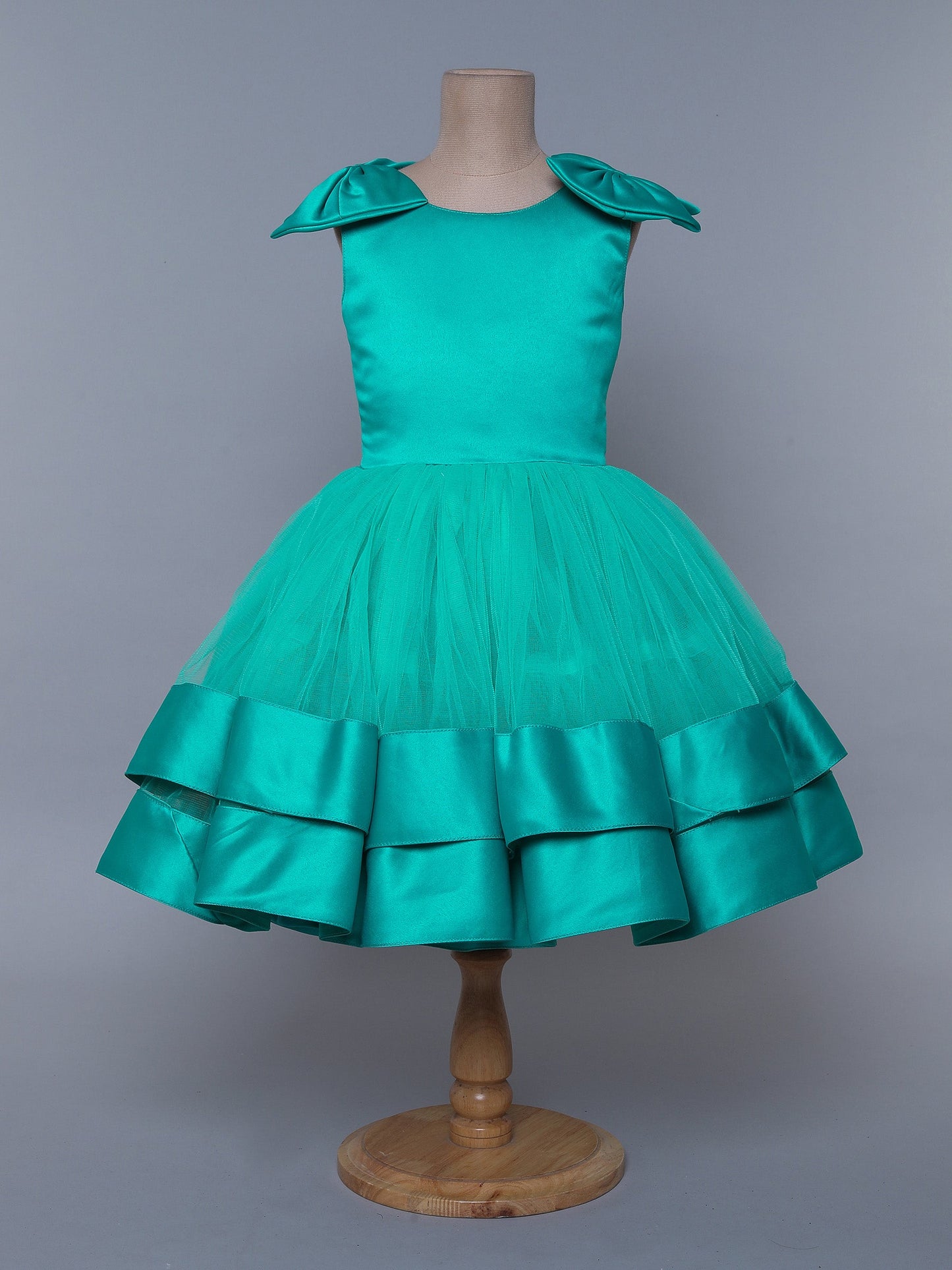 The Magic Wand Shiny Sleeveless Layered Party Dress With Bow Applique On The Shoulders For Girls - Sea Green