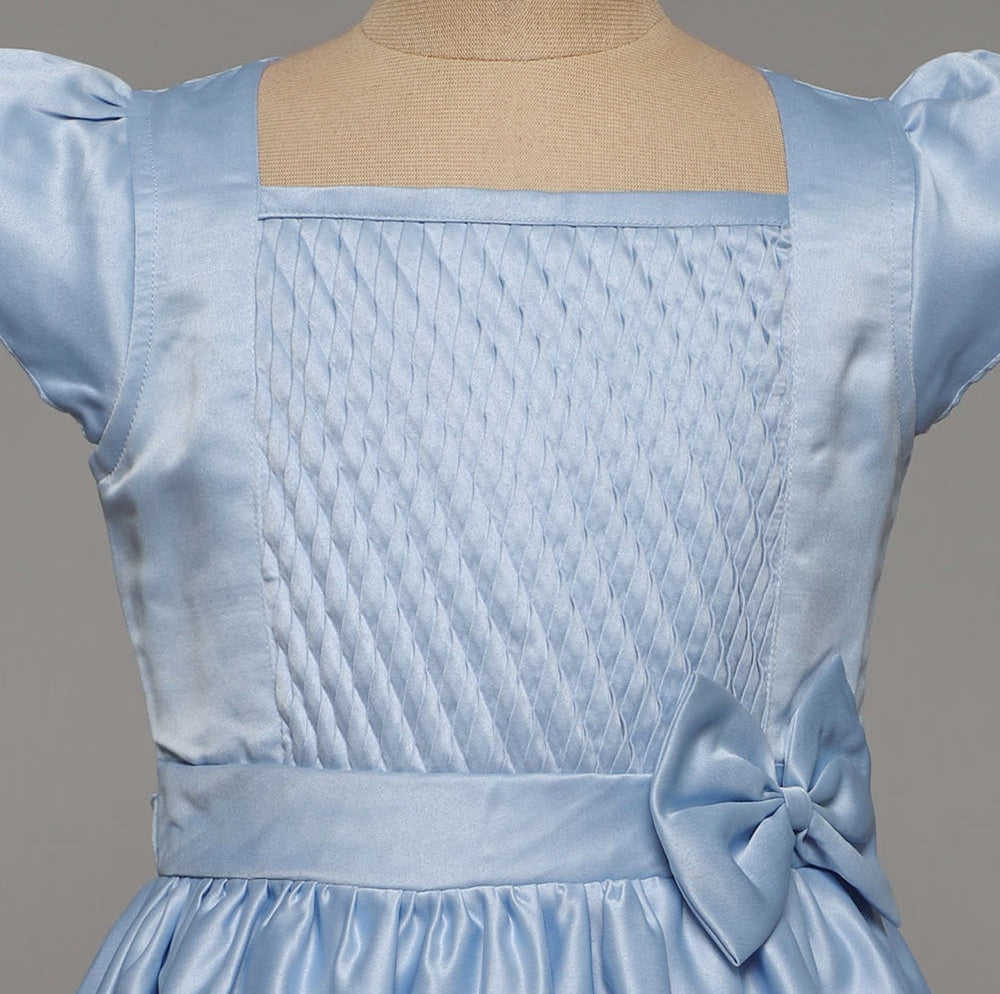 Cap Sleeves Placement Smocked Detailed & Bow Embellished Gown - Blue