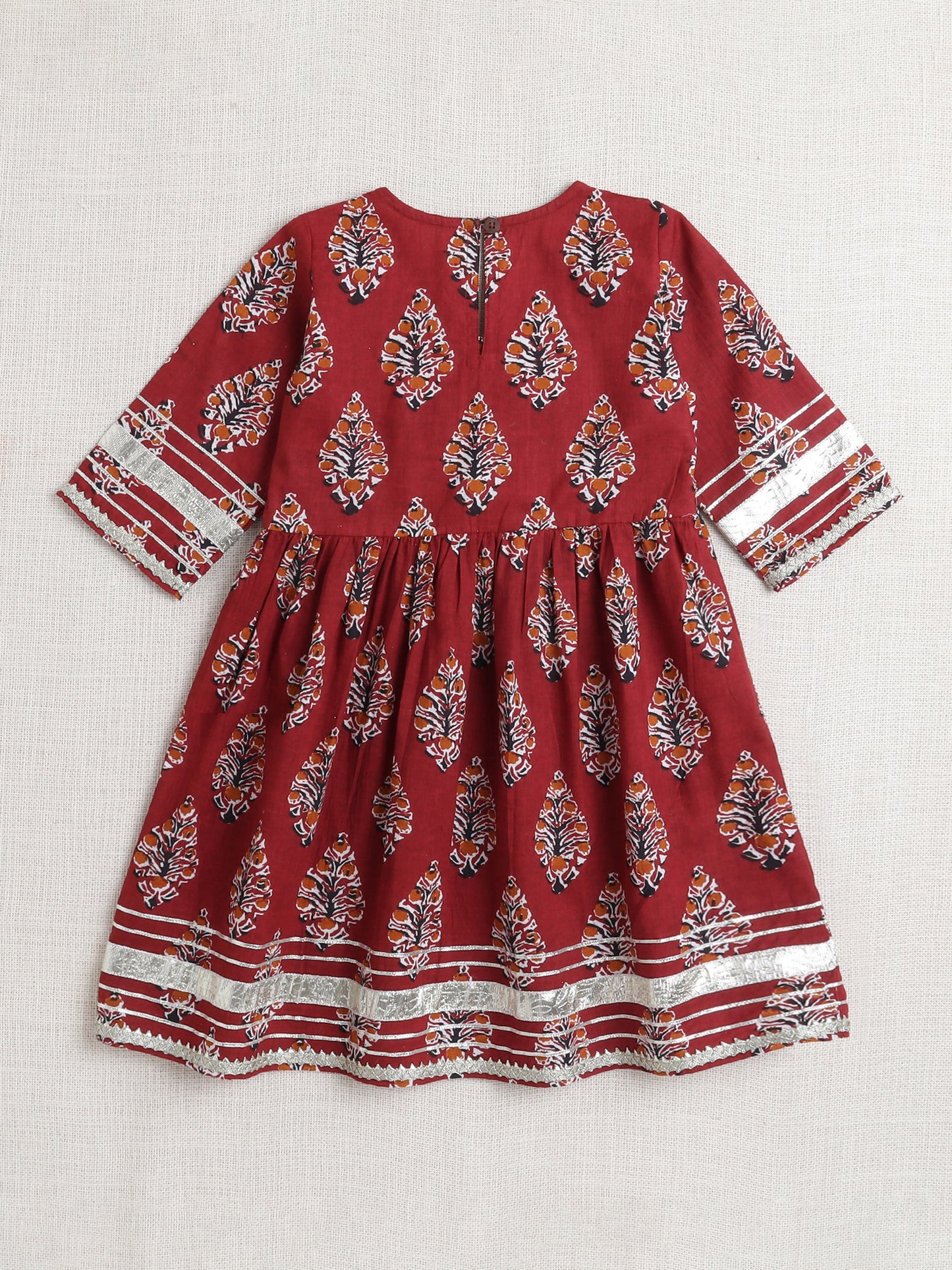 The Magic Wand Elbow Sleeve Floral Printed Kurta Set-Maroon