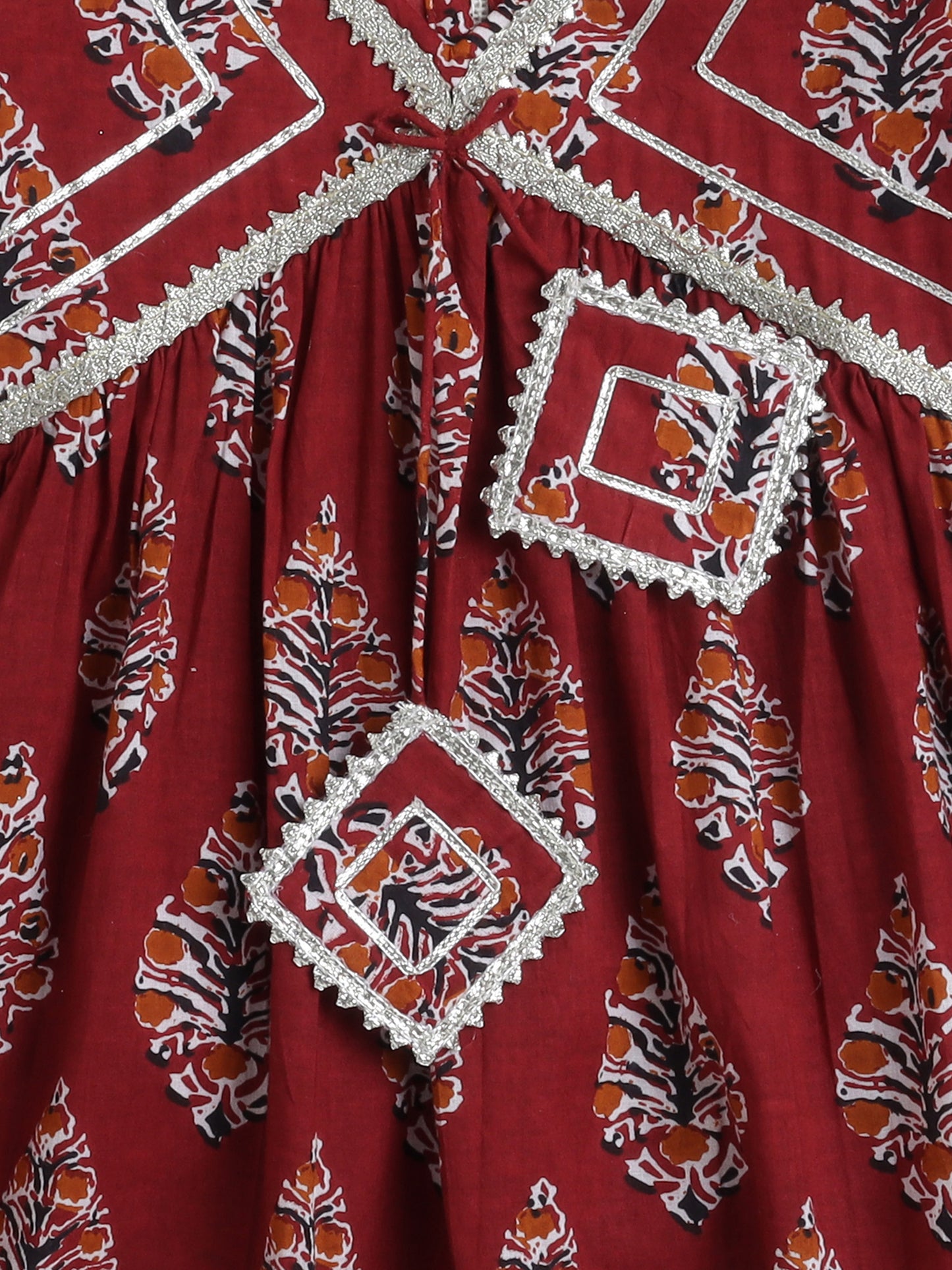 The Magic Wand Elbow Sleeve Floral Printed Kurta Set-Maroon