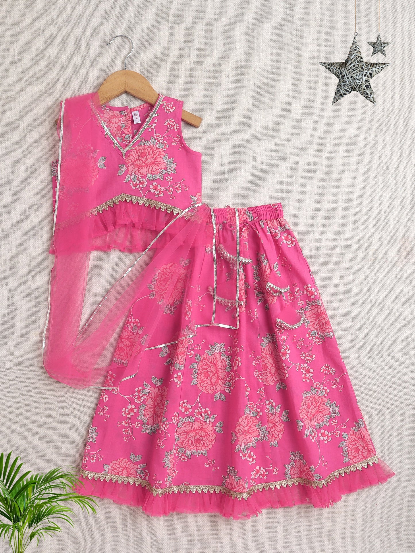 The Magic Wand Sleeveless Floral Print With Lace Lehenga Choli Set Pink