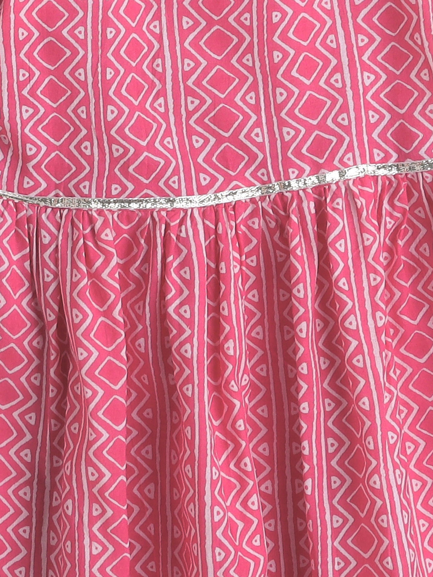 Sleeveless Emebellished Kurta with Lace and Sharara Set- Fuchsia