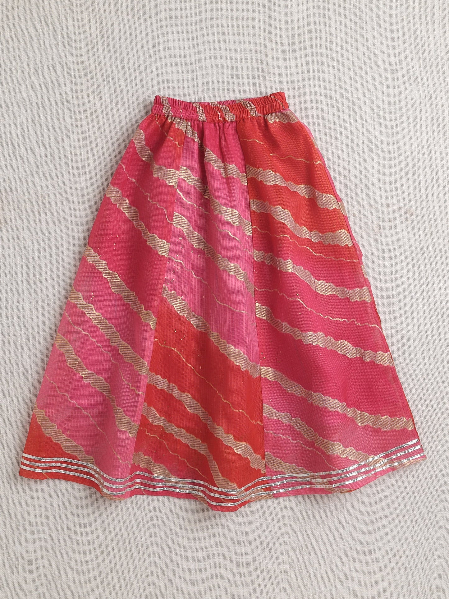 Half Sleeves Leheriya Foil Printed & Lace Embellished Coordinating Lehenga Choli With Dupatta Set - Peach