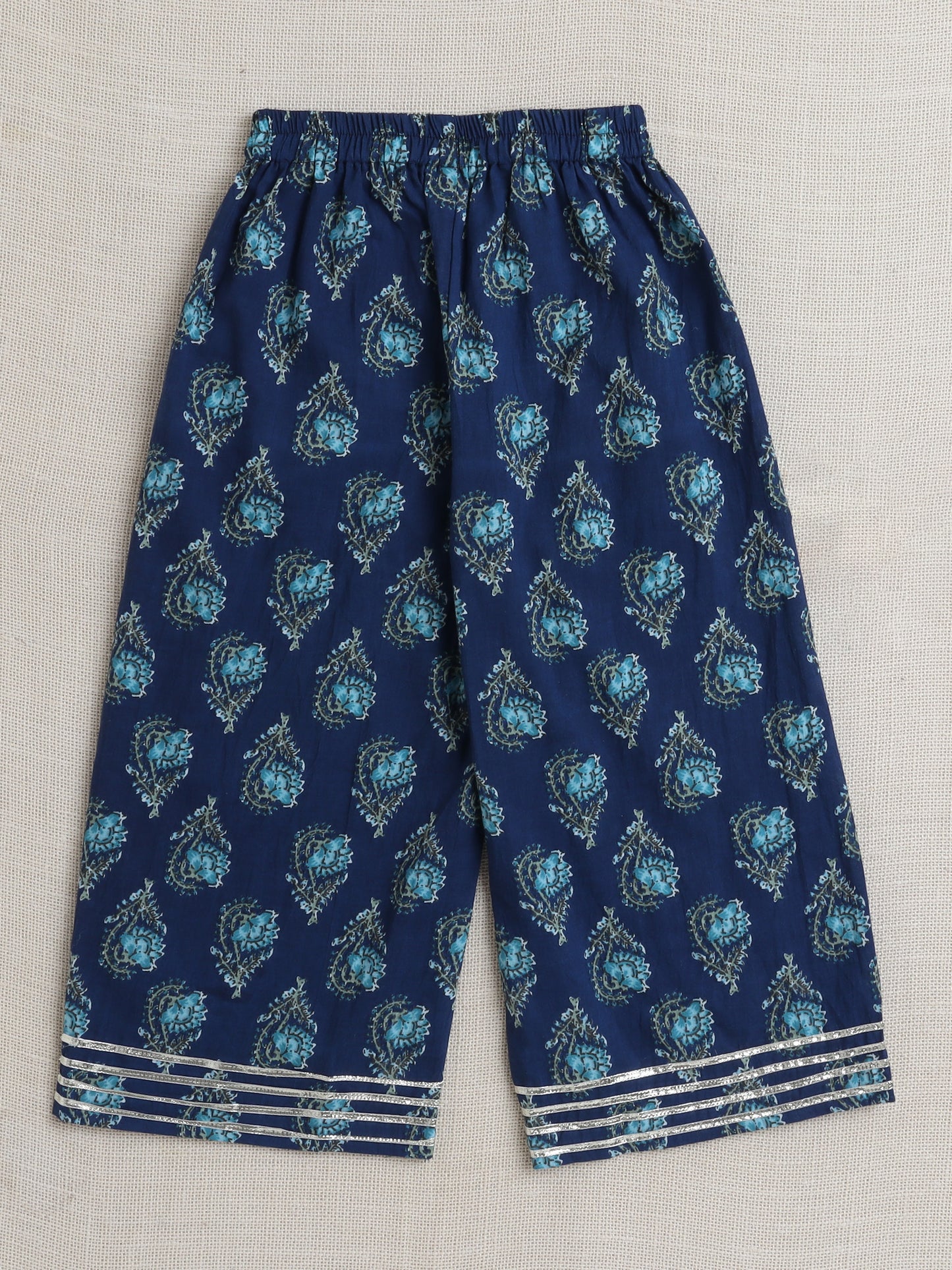 The Magic Wand Sleeveless Floral Print Coordinating Top and Pant Set Blue