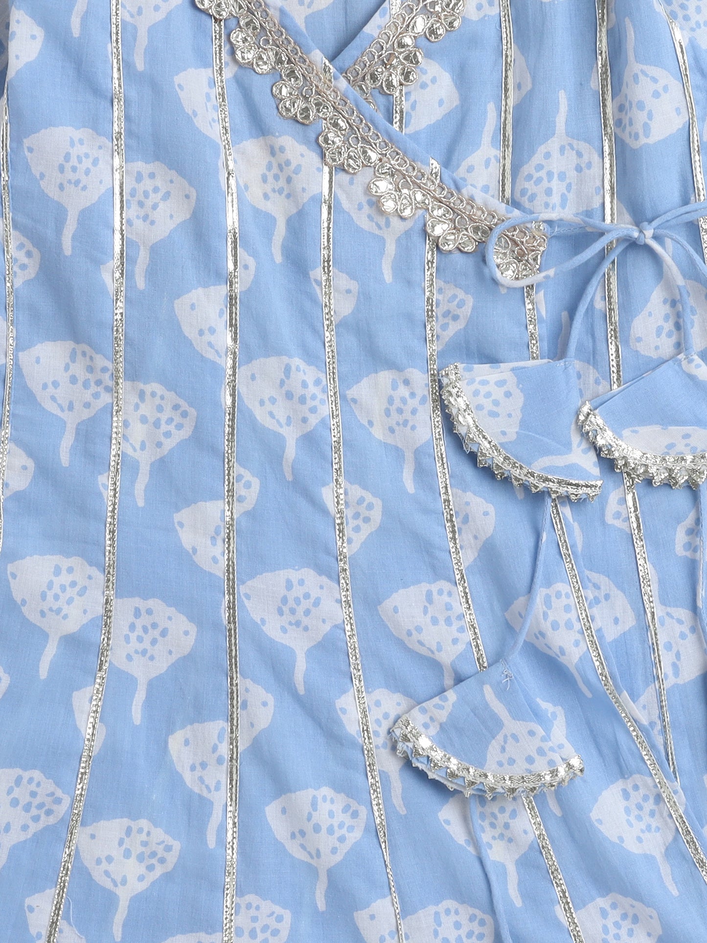 Short Sleeves Floral Print Kurta with Lace Pat Set- Blue