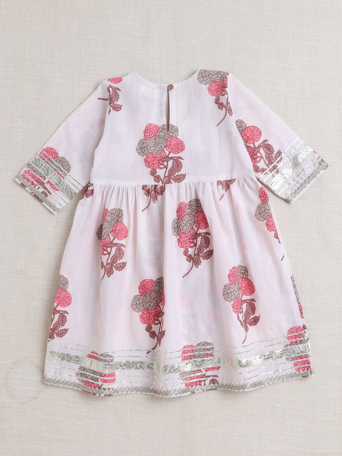 Half Sleeves Floral Print Alia Cut Kurta Set- White