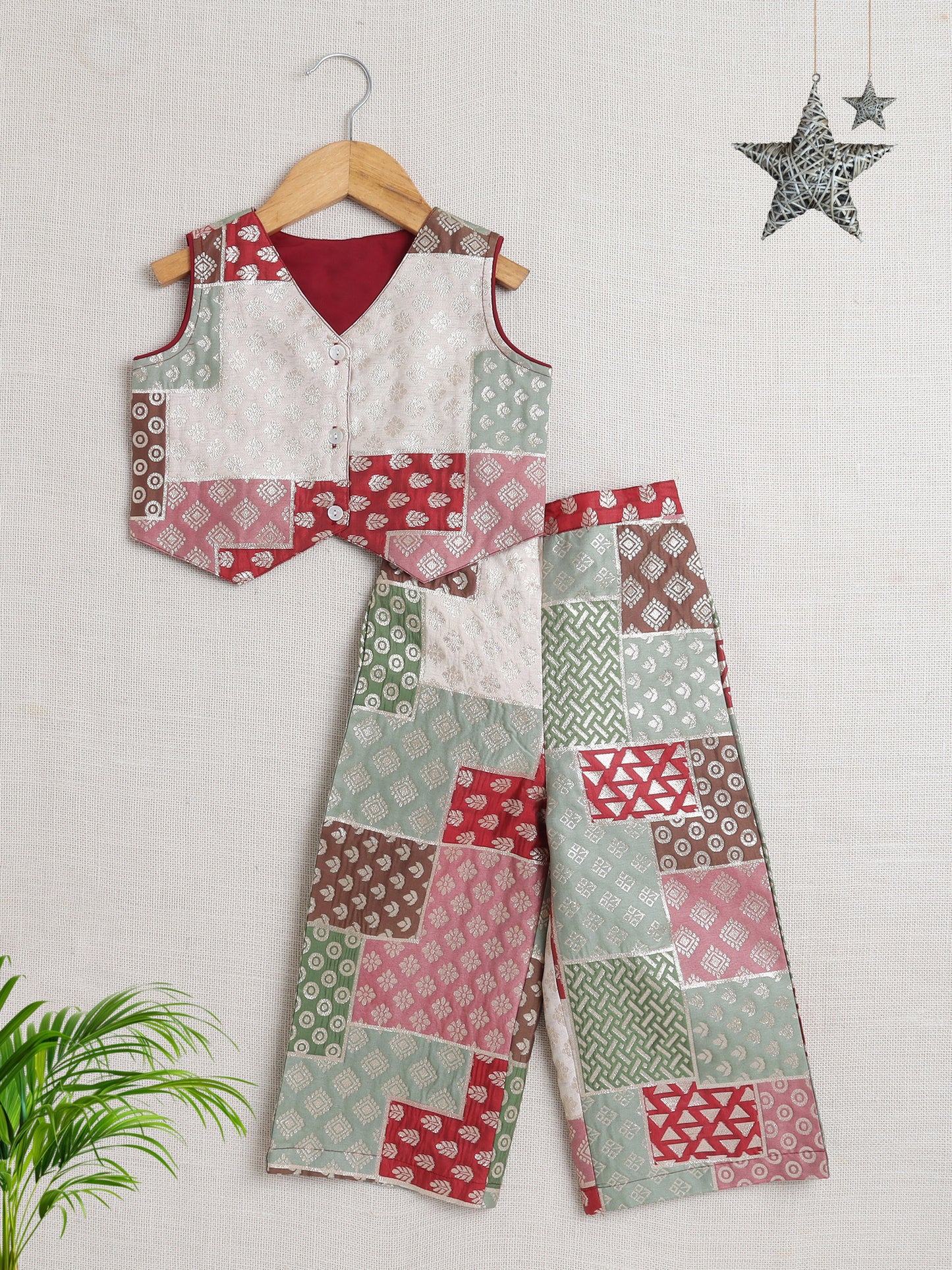 Sleeveless All over Print Top and Pant Set Maroon