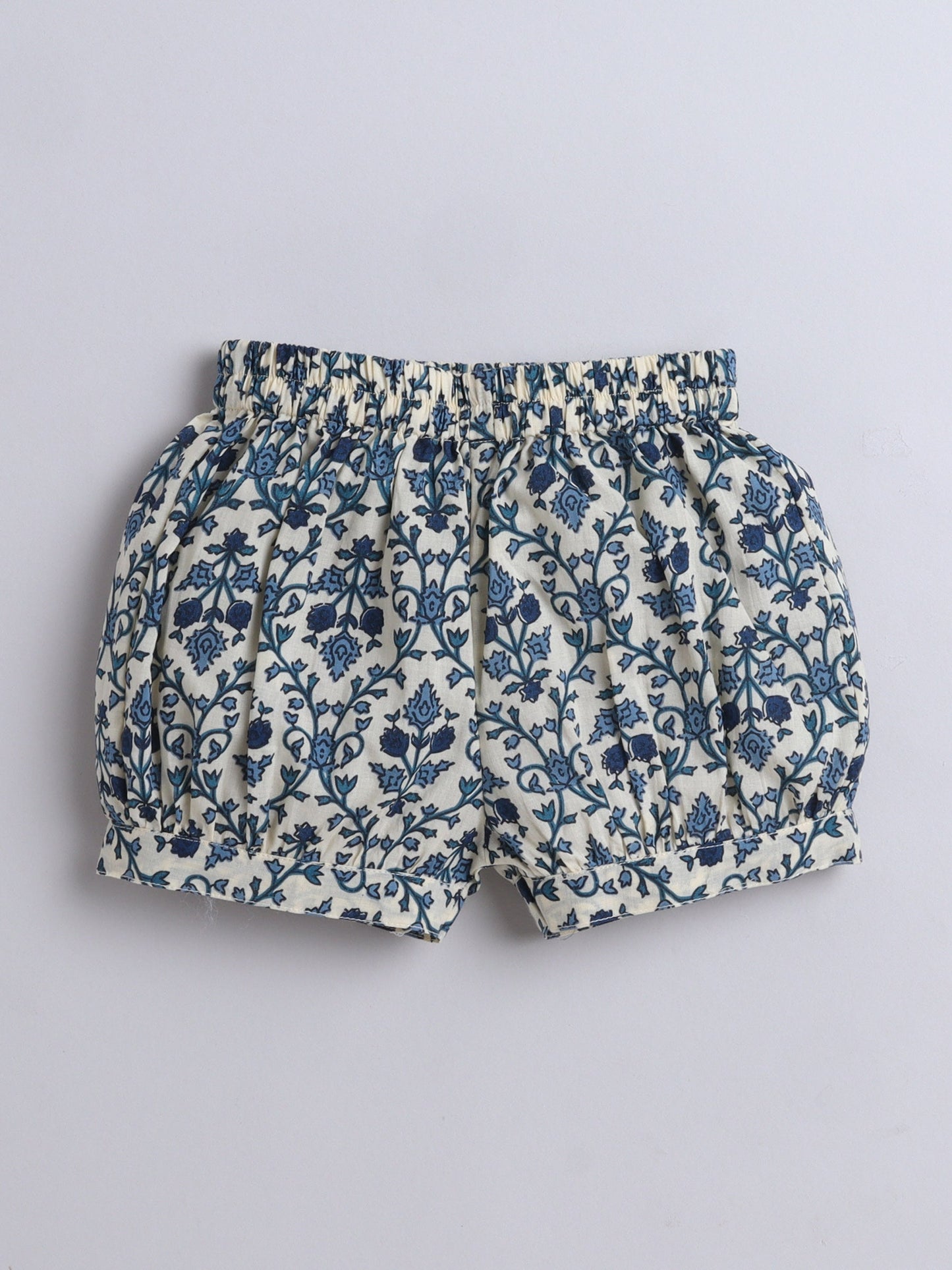 The Magic Wand Cotton Sleeveless All Over Printed Top & Balloon Shorts Set- Off White