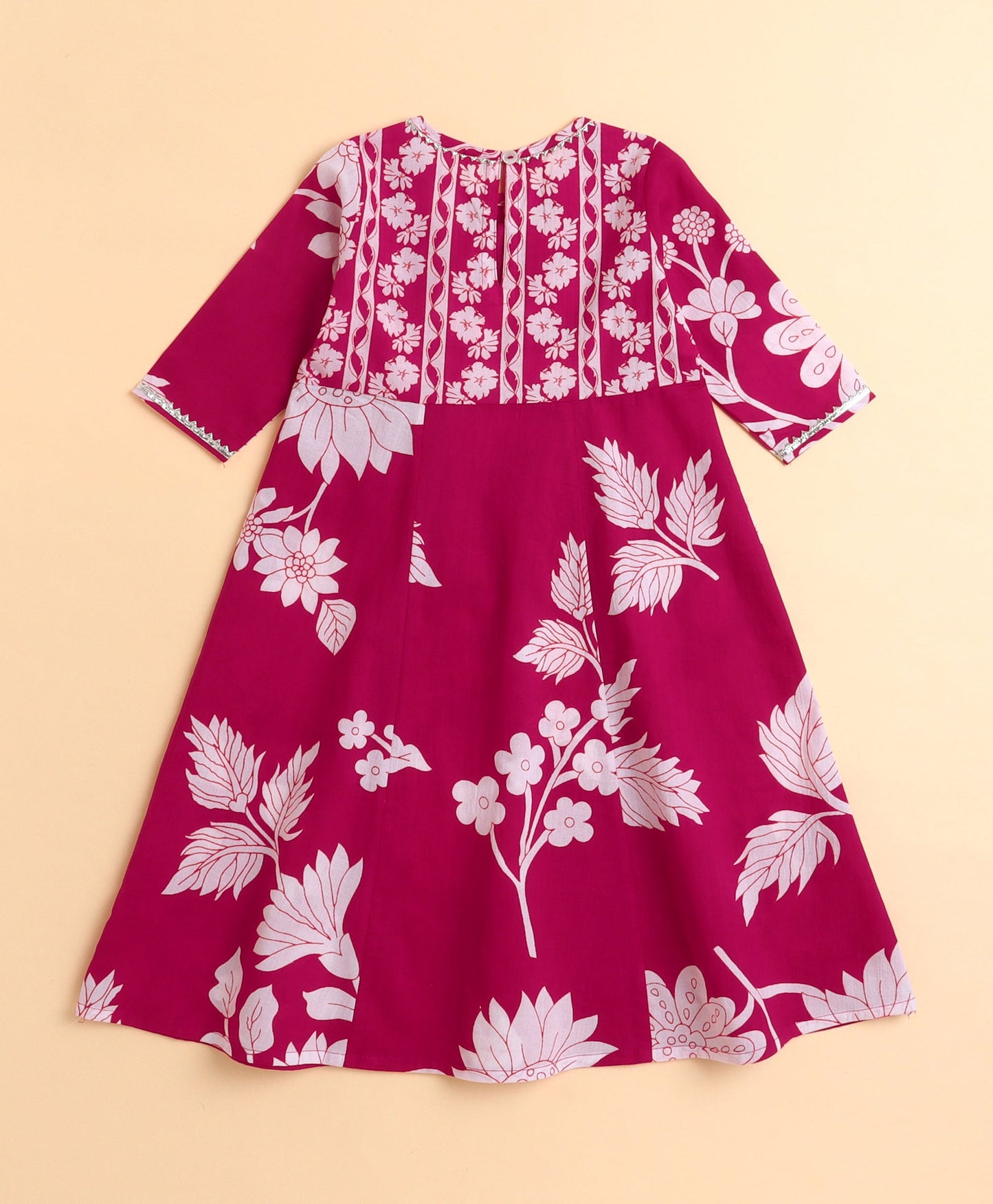 The Magic Wand Cotton Woven Floral Printed Three Fourth Sleeves Kurti Salwar and Dupatta Set- Fuchisa