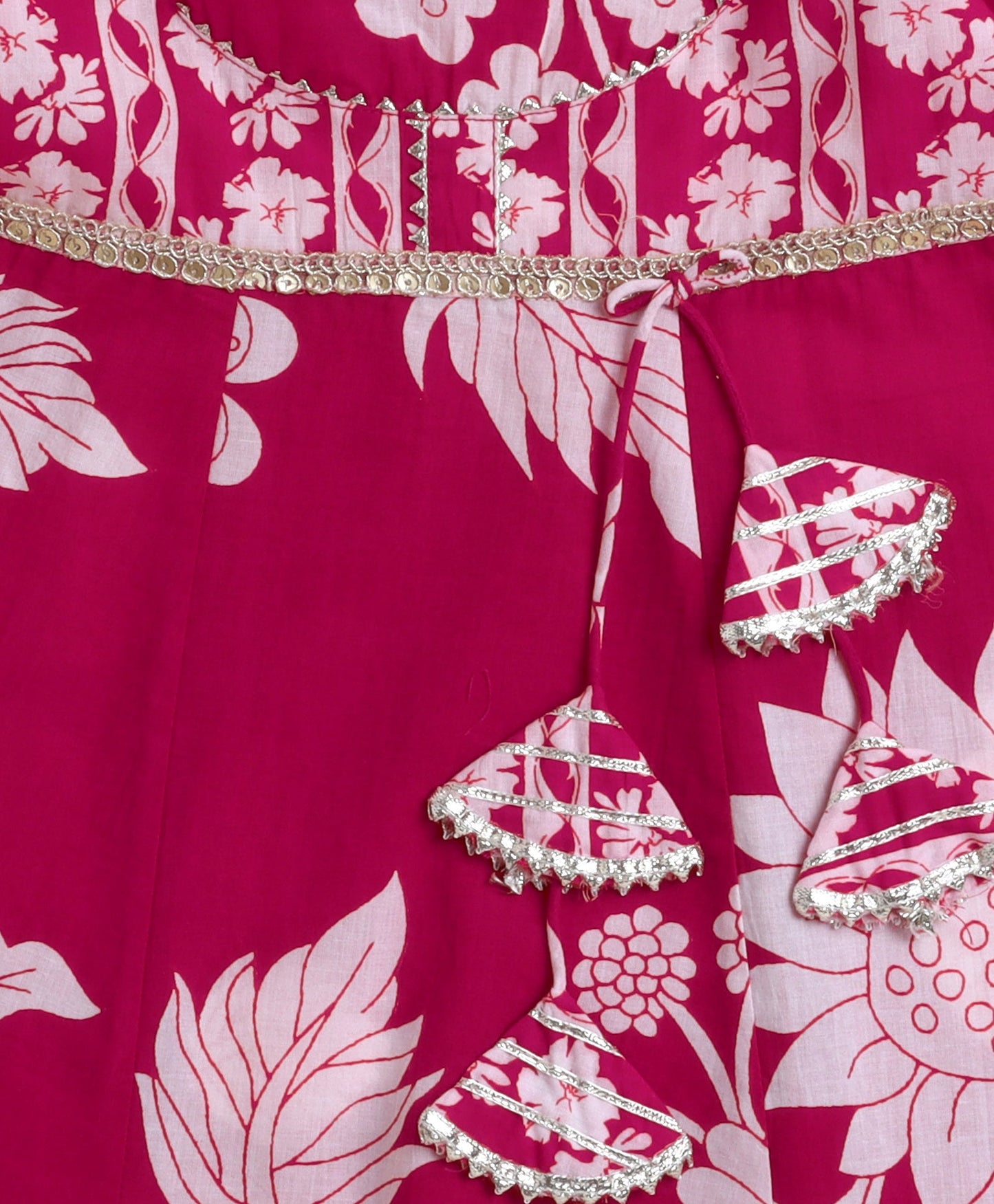 The Magic Wand Cotton Woven Floral Printed Three Fourth Sleeves Kurti Salwar and Dupatta Set- Fuchisa