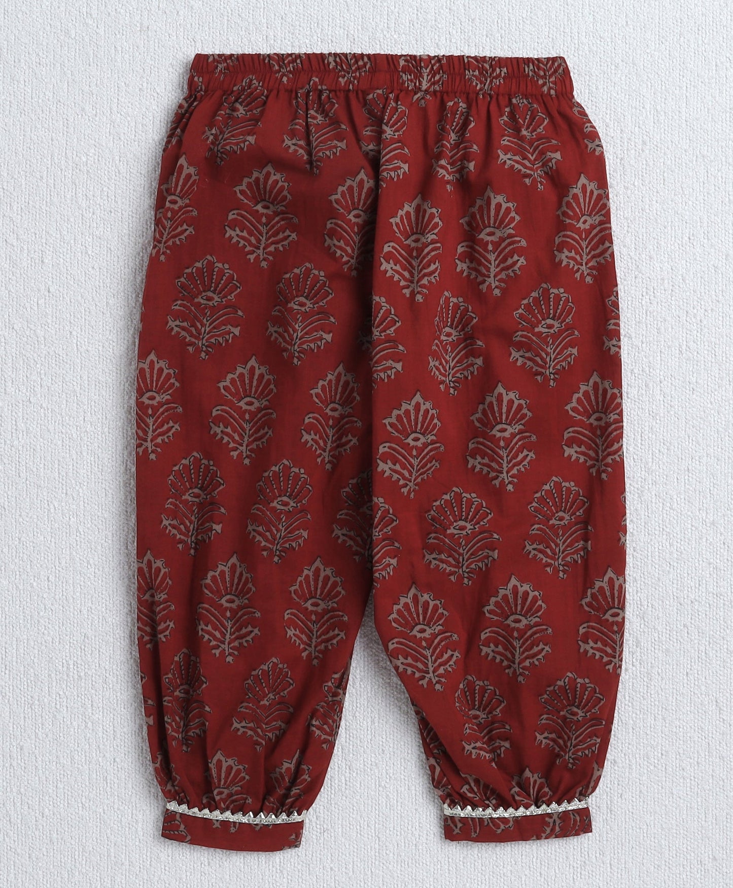 The Magic Wand Cambric Cotton Sleeveless Floral Printed Pleated Kurta & Ballon Pant Set- Maroon
