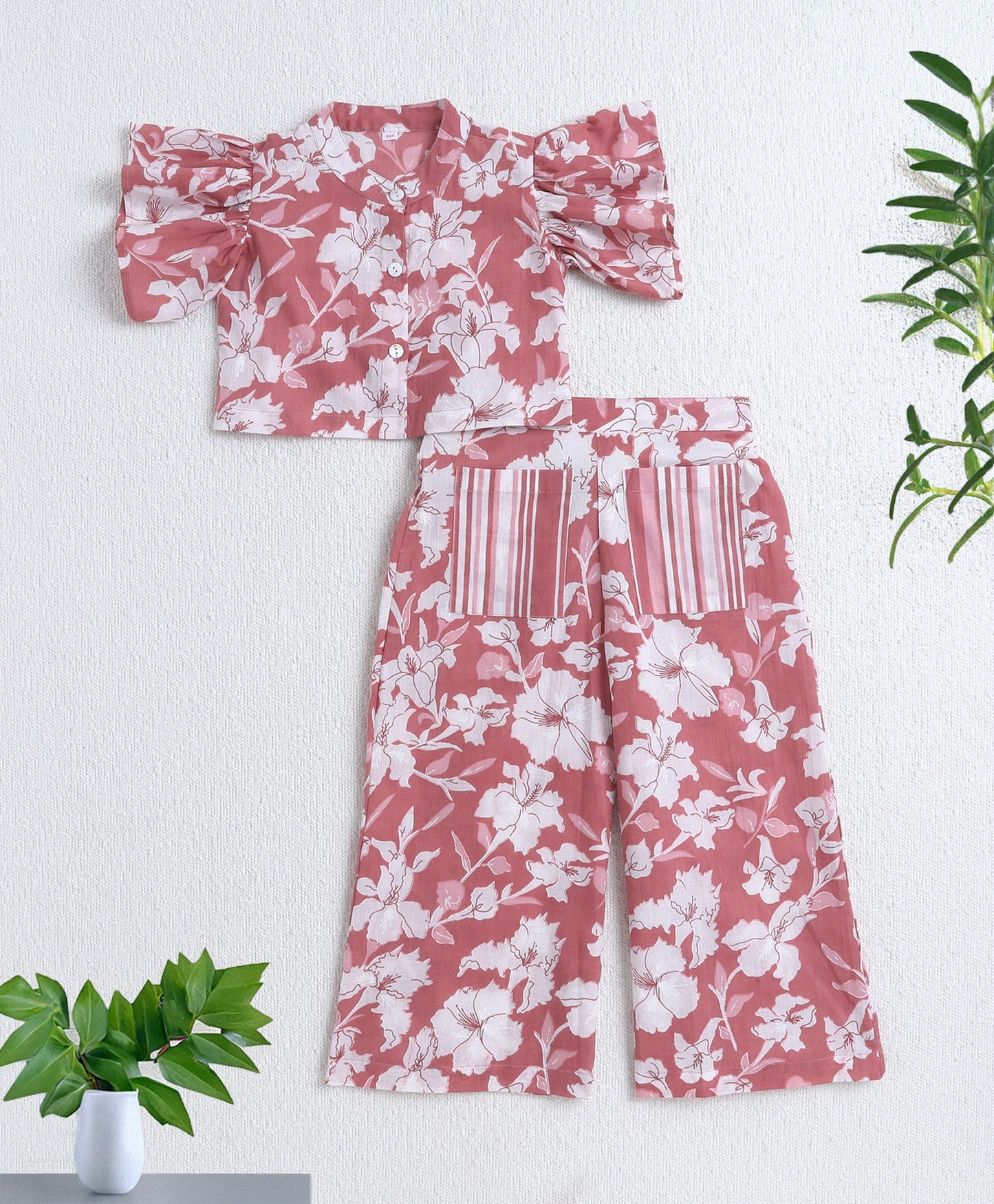 The Magic Wand Cotton Woven Ruffle Sleeves Floral Printed Top and Pant with Patch Pocket Set- Pink