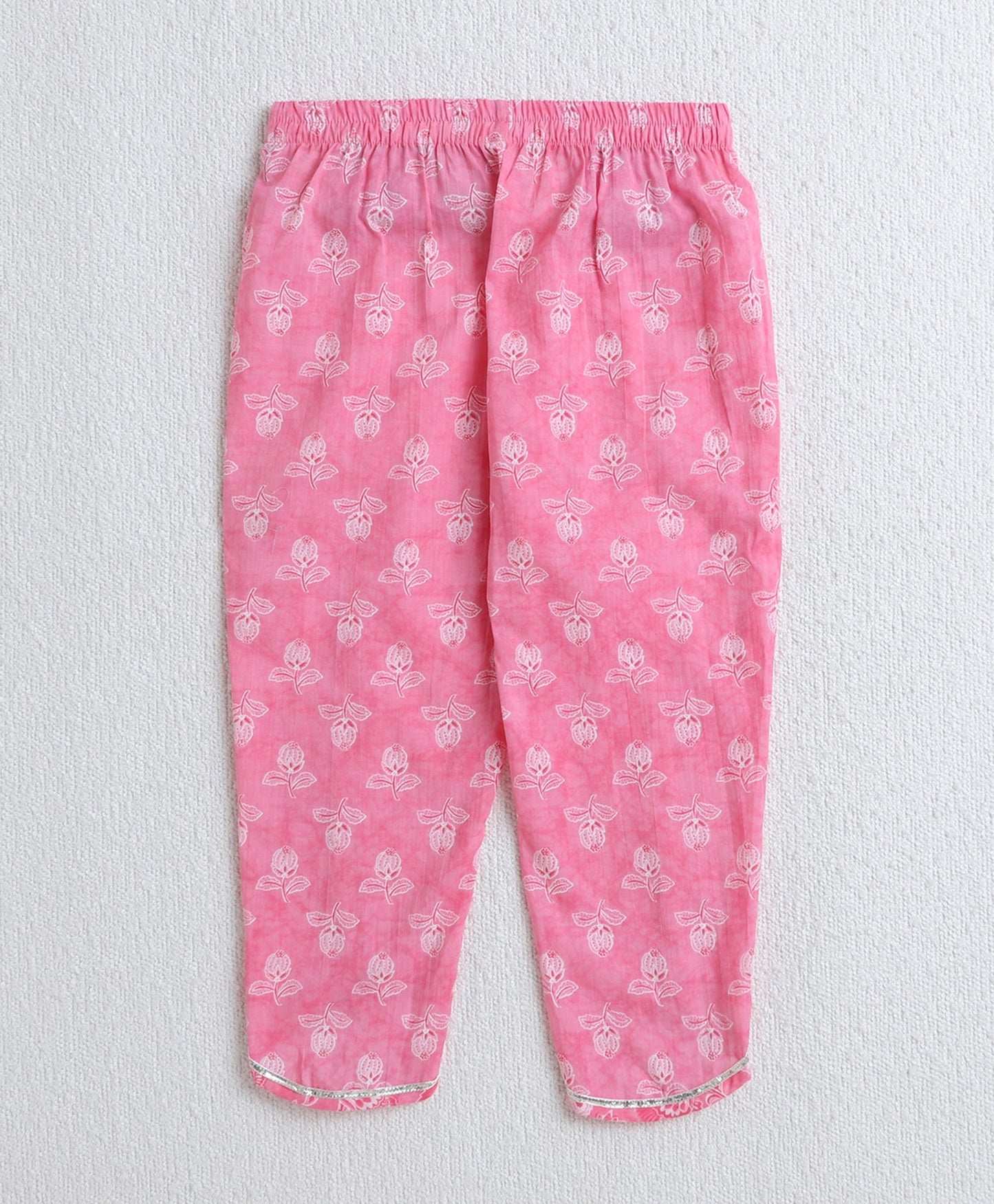 The Magic Wand Cotton Woven Three Fourth Sleeves Floral Printed Kurti with Bottom Set- Pink