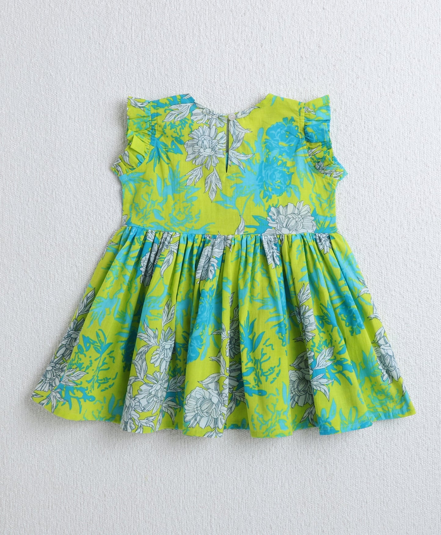 The Magic Wand Cotton Woven Sleeveless Floral Printed Kurti with Balloon Pant Set- Green