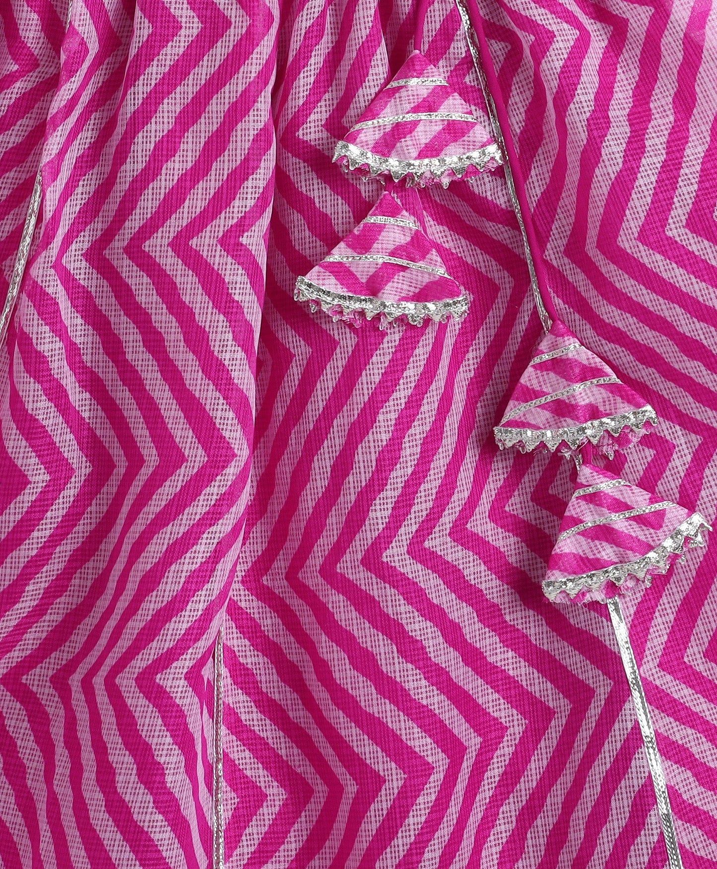 Woven Puff Sleeves Leheriya Printed Choli & Lehenga Set - Pink