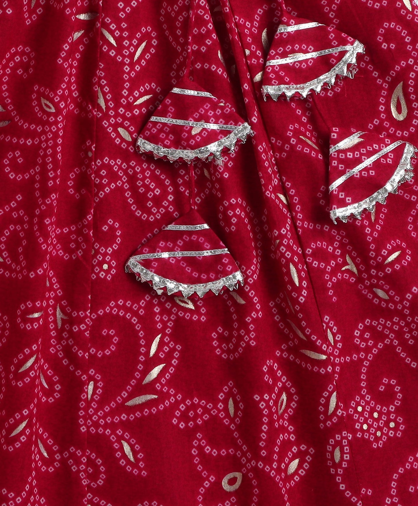 The Magic Wand Cotton Woven Half Sleeves Bandhani Printed Choli & Lehenga Set- Fuchsia