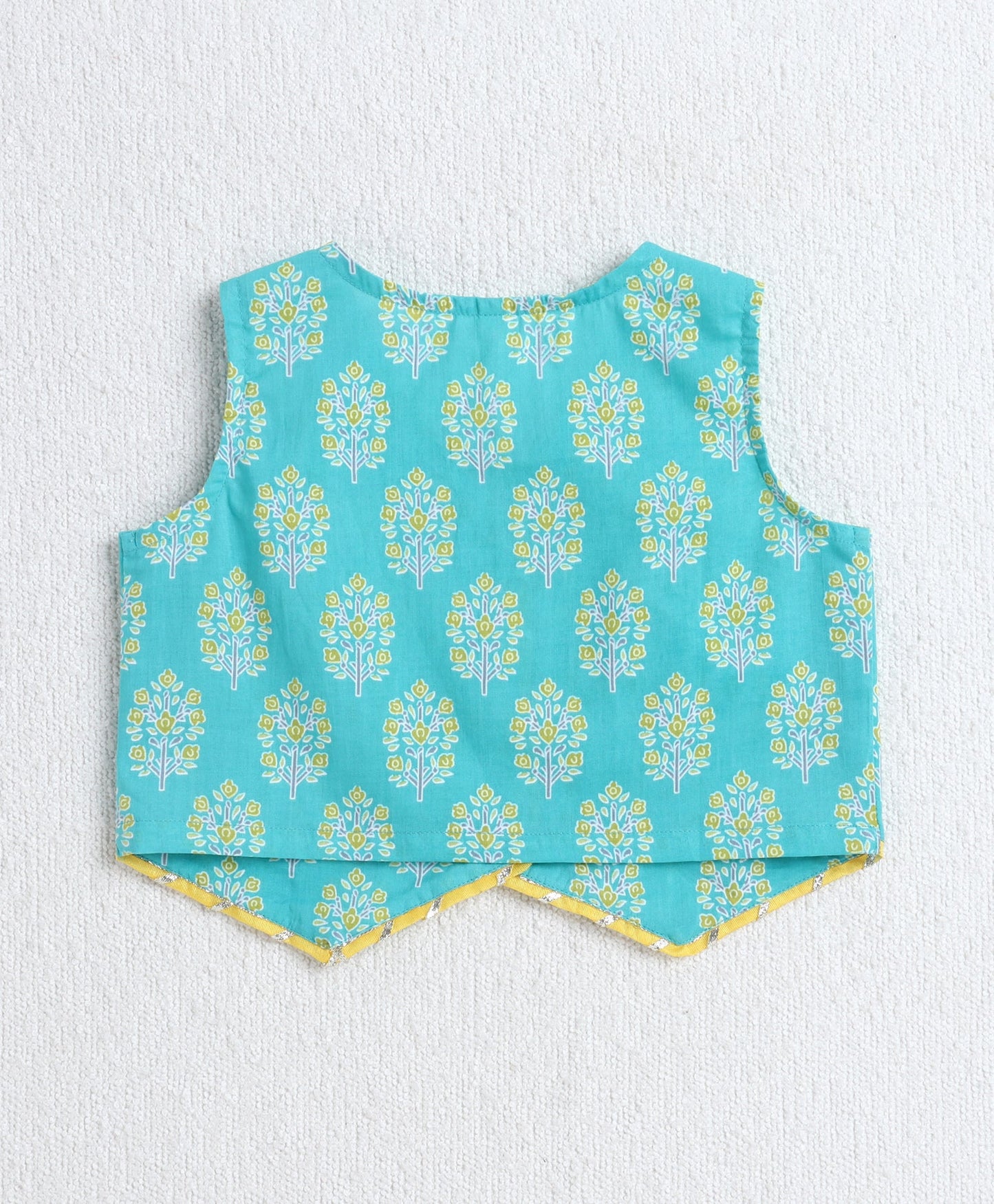 The Magic Wand Cotton Woven Sleeveless Floral Printed Top and Patch Pocket Pant Set- Green