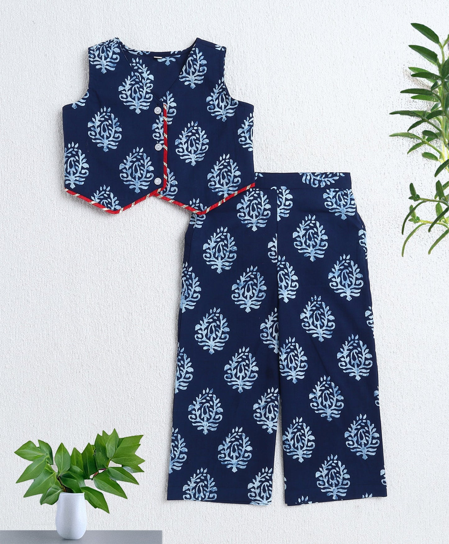 The Magic Wand Cotton Woven Sleeveless Floral Printed Top and Pant Set- Navy Blue