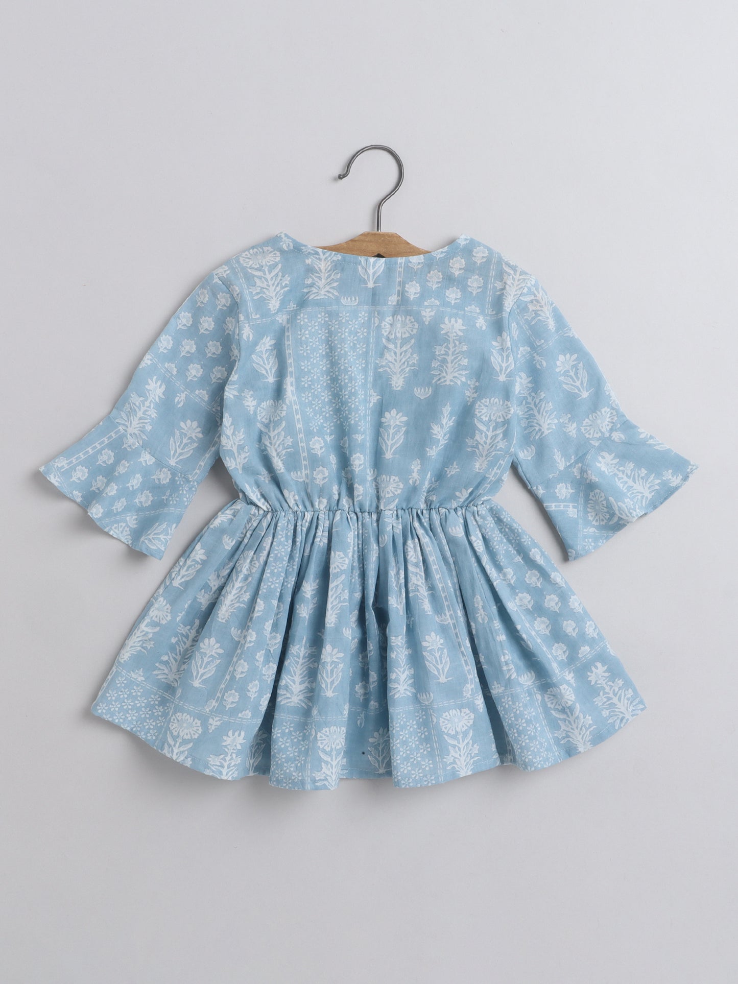 Gathered 3/4 Sleeves Floral Printed Round Neck Top With Tassels For Girls-Blue
