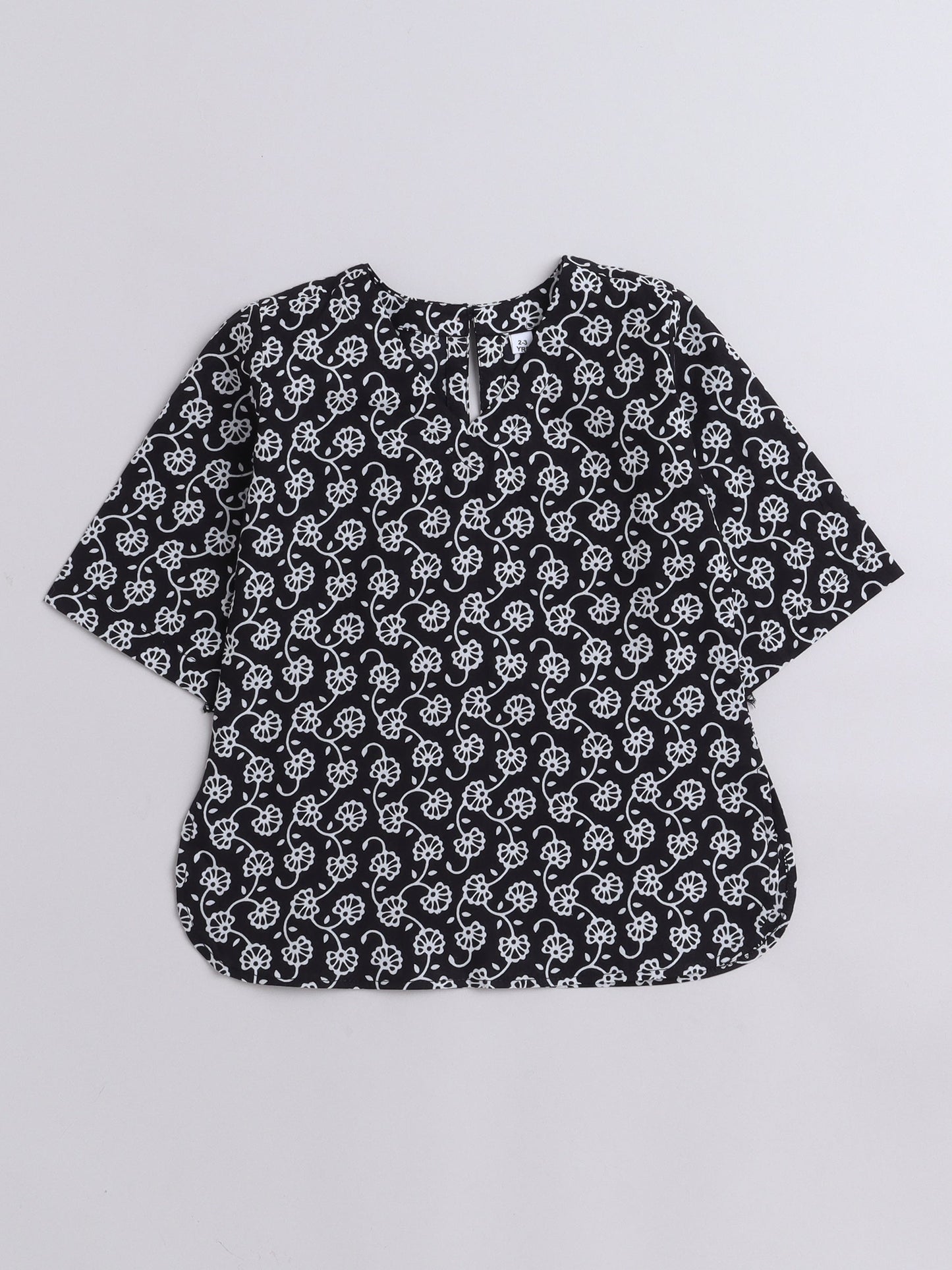 The Magic Wand 3/4th Sleeves Floral Printed Loungewear Set Black