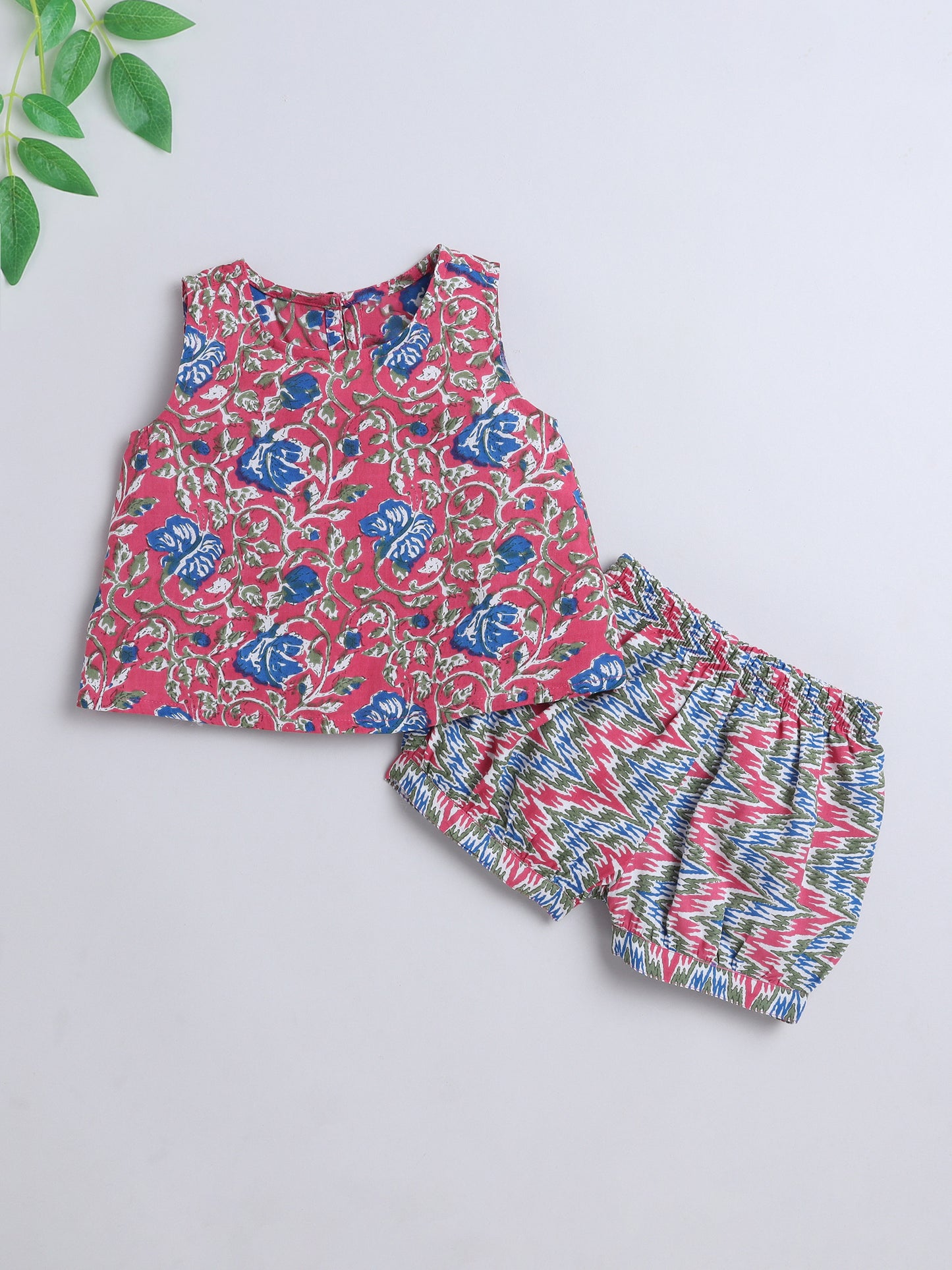 Sleeveless Floral Top and Shorts Night Wear Lounge Wear Set Peach