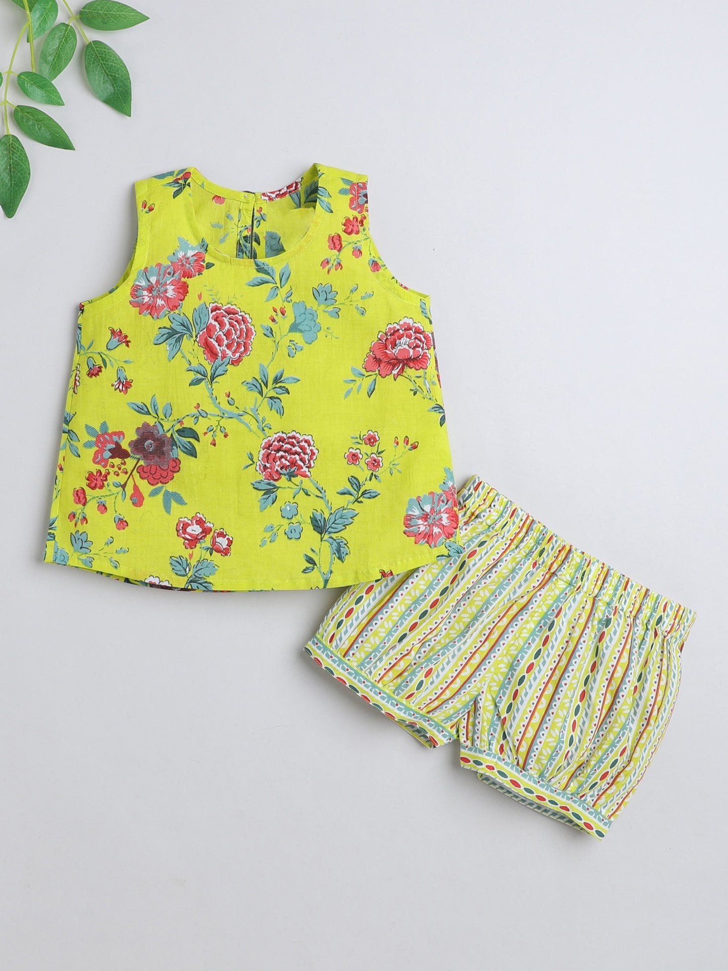Cotton Floral Printed Sleeveless Top and Shorts Night Wear Lounge Wear Set Green