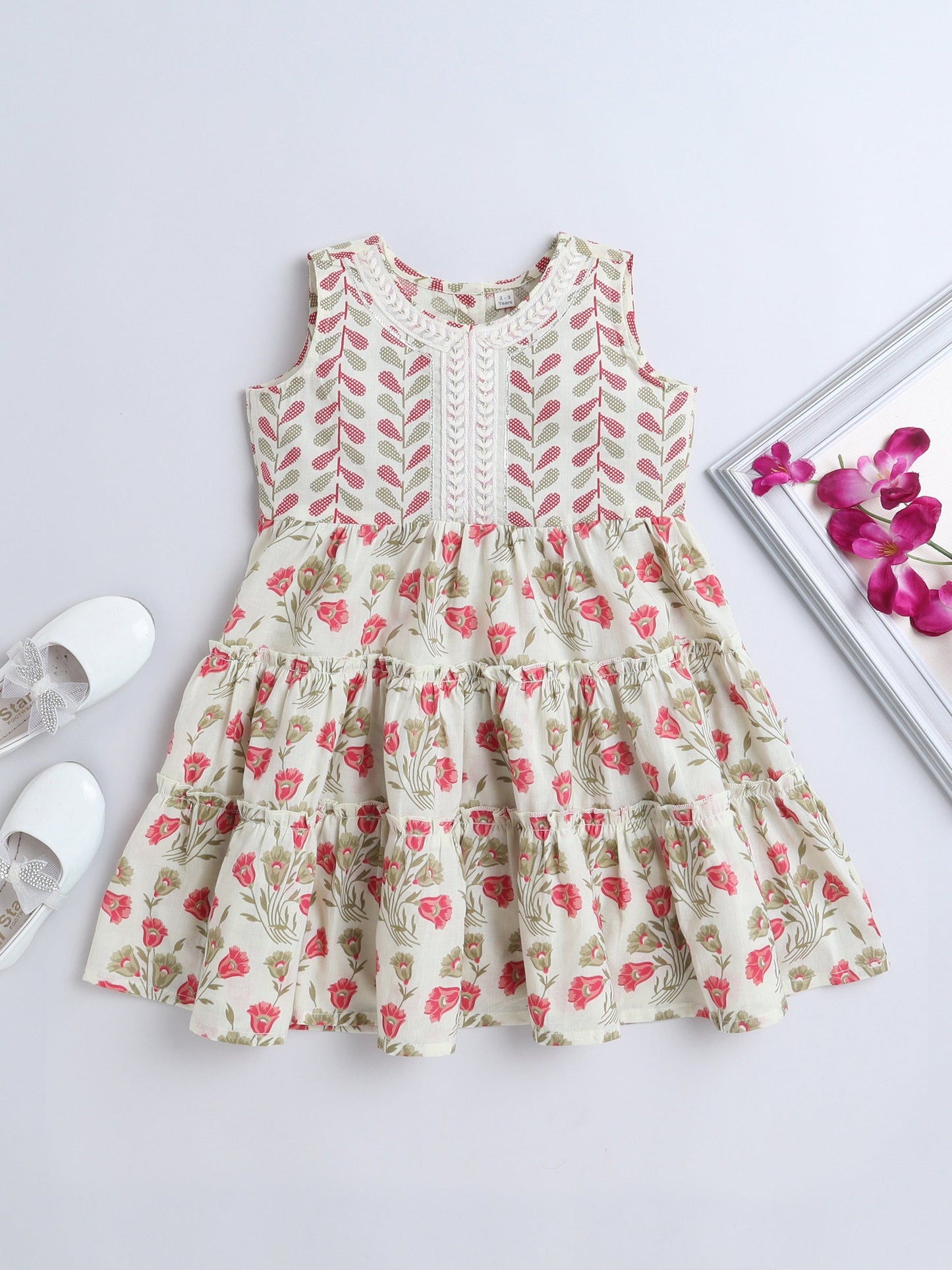 Sleeveless Floral Printed Dress - Off White