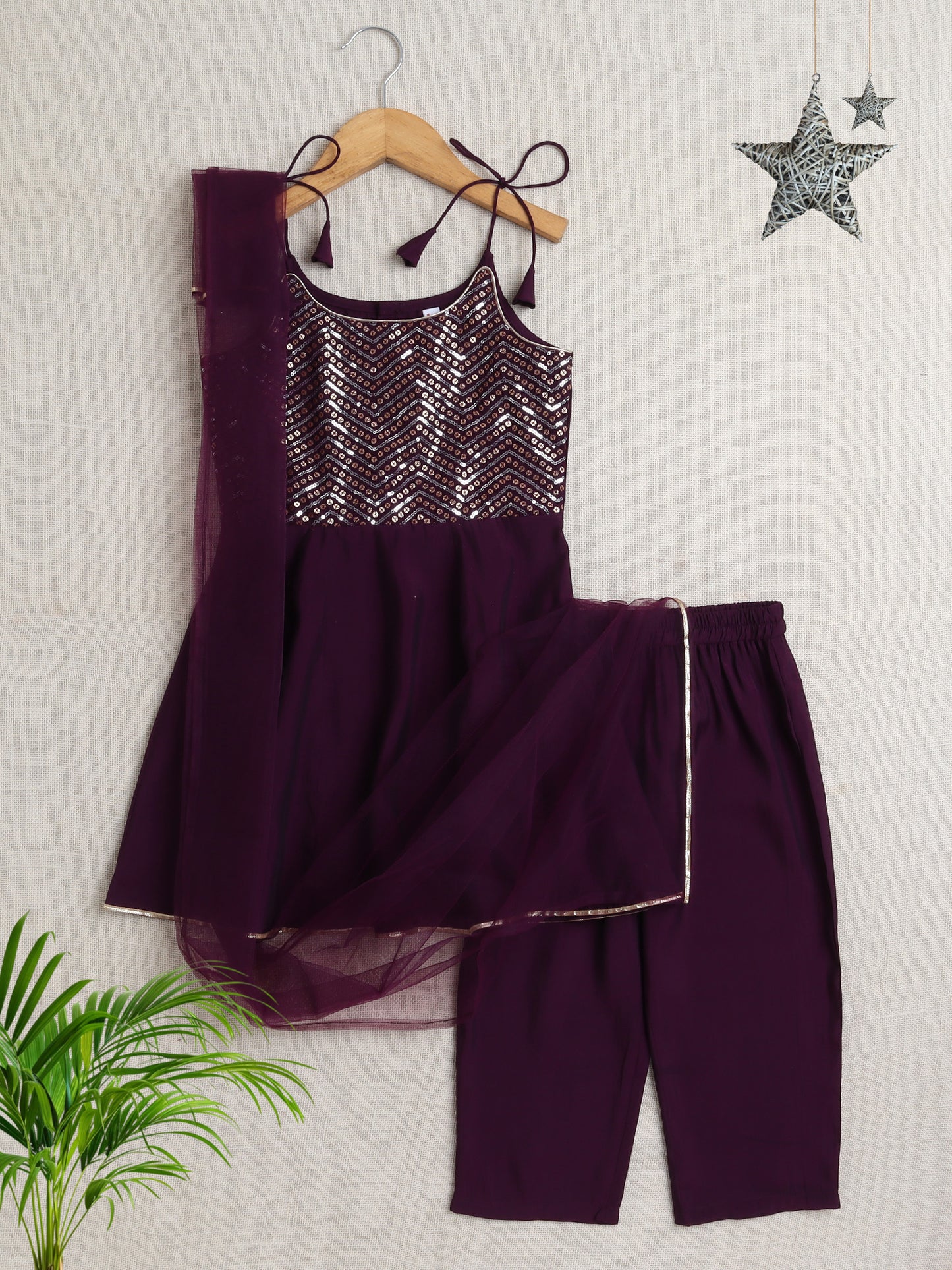 Sleeveless Embellished Kurta Set- Purple