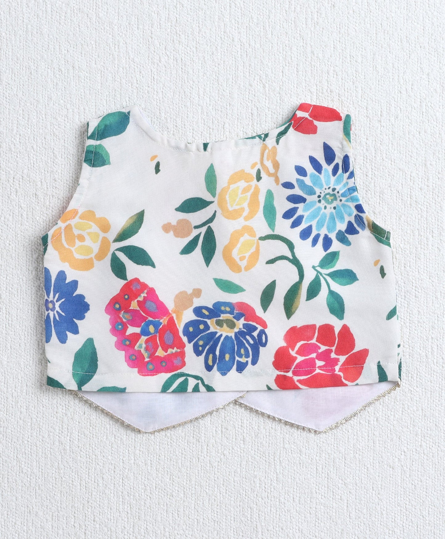 The Magic Wand Woven Sleeveless Digital Printed Top with Patch Pocket Pant Set- Off White