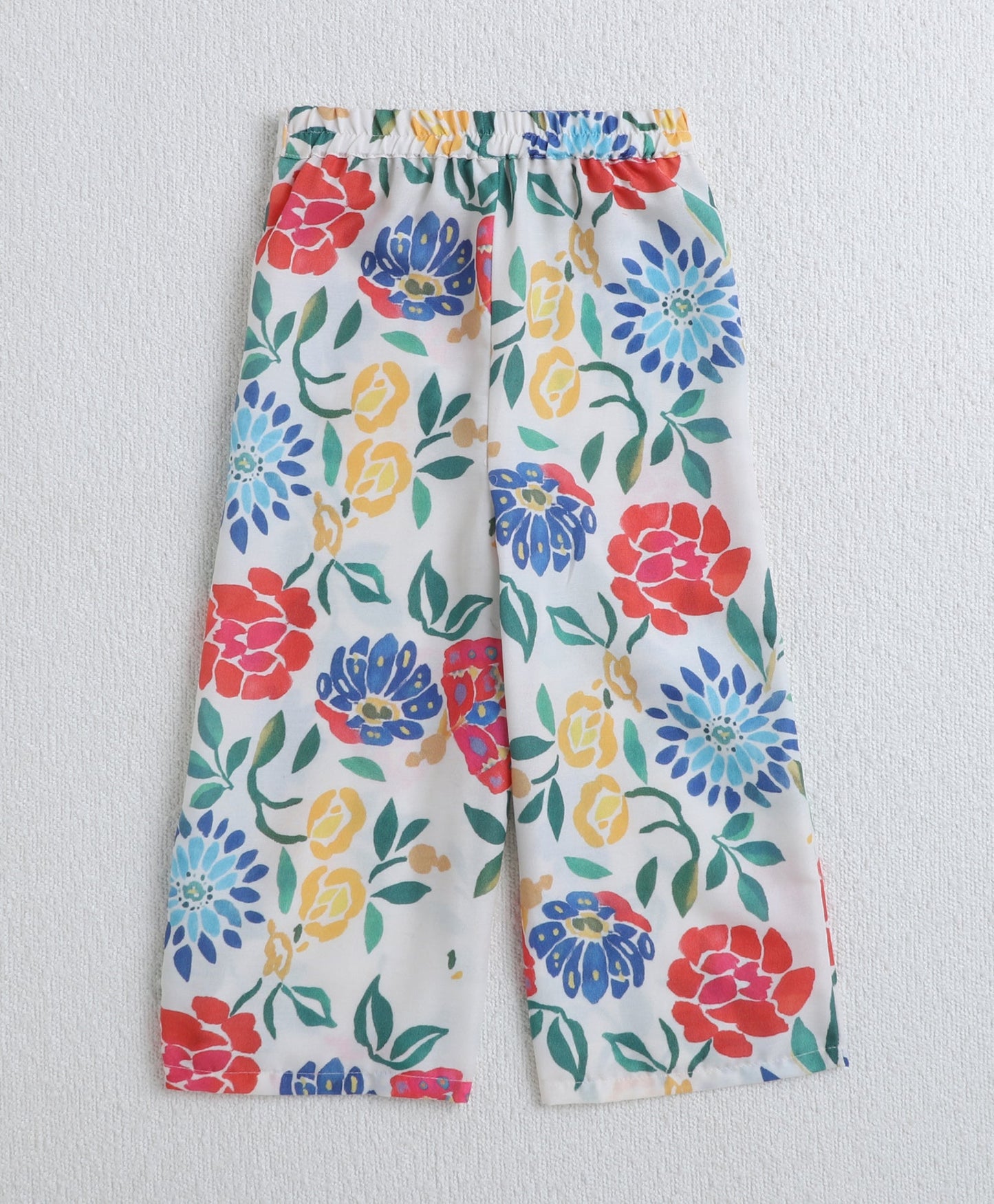 The Magic Wand Woven Sleeveless Digital Printed Top with Patch Pocket Pant Set- Off White