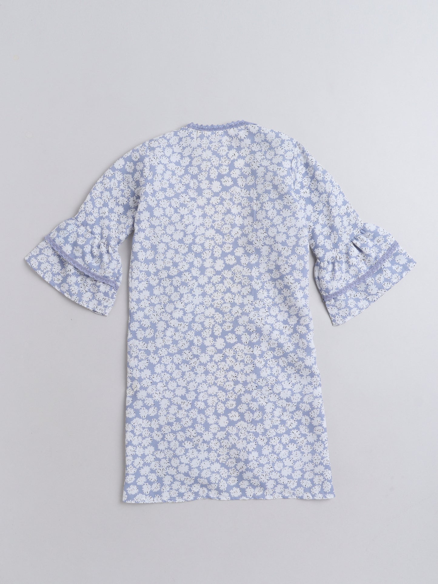 The Magic Wand Floral Printed Fron Open Lace Embelished 3/4th Sleeves Long Cape For Girls