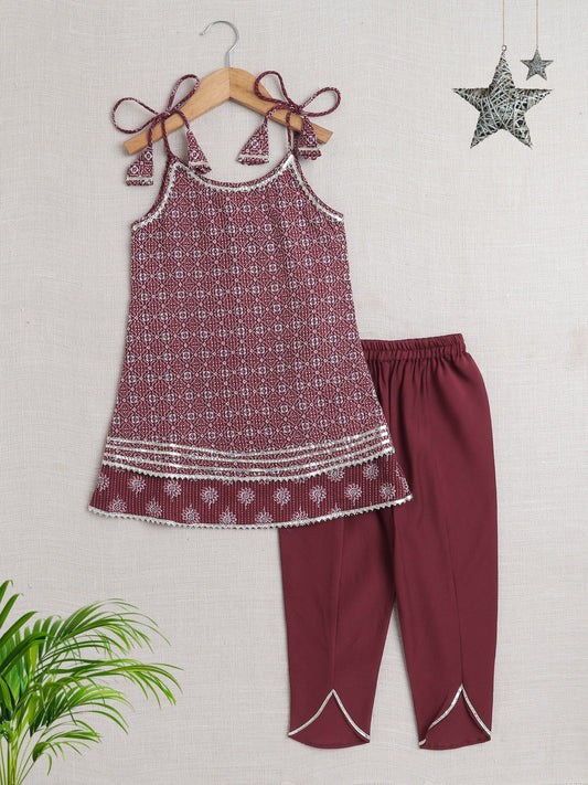 Sleeveless Floral Motif Printed & Lace Embellished Choli With Pant Set - Maroon