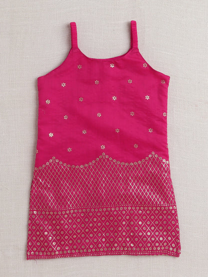 Sleeveless Embellished Kurta Set with Lace- Pink